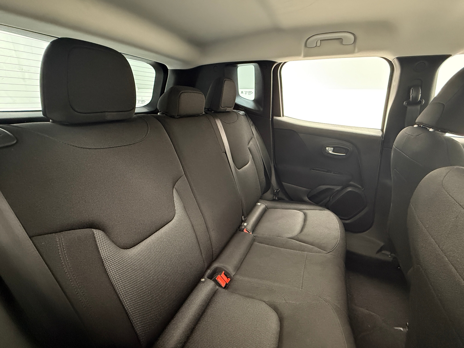 Thumbnail: 2020 Jeep Renegade - 6