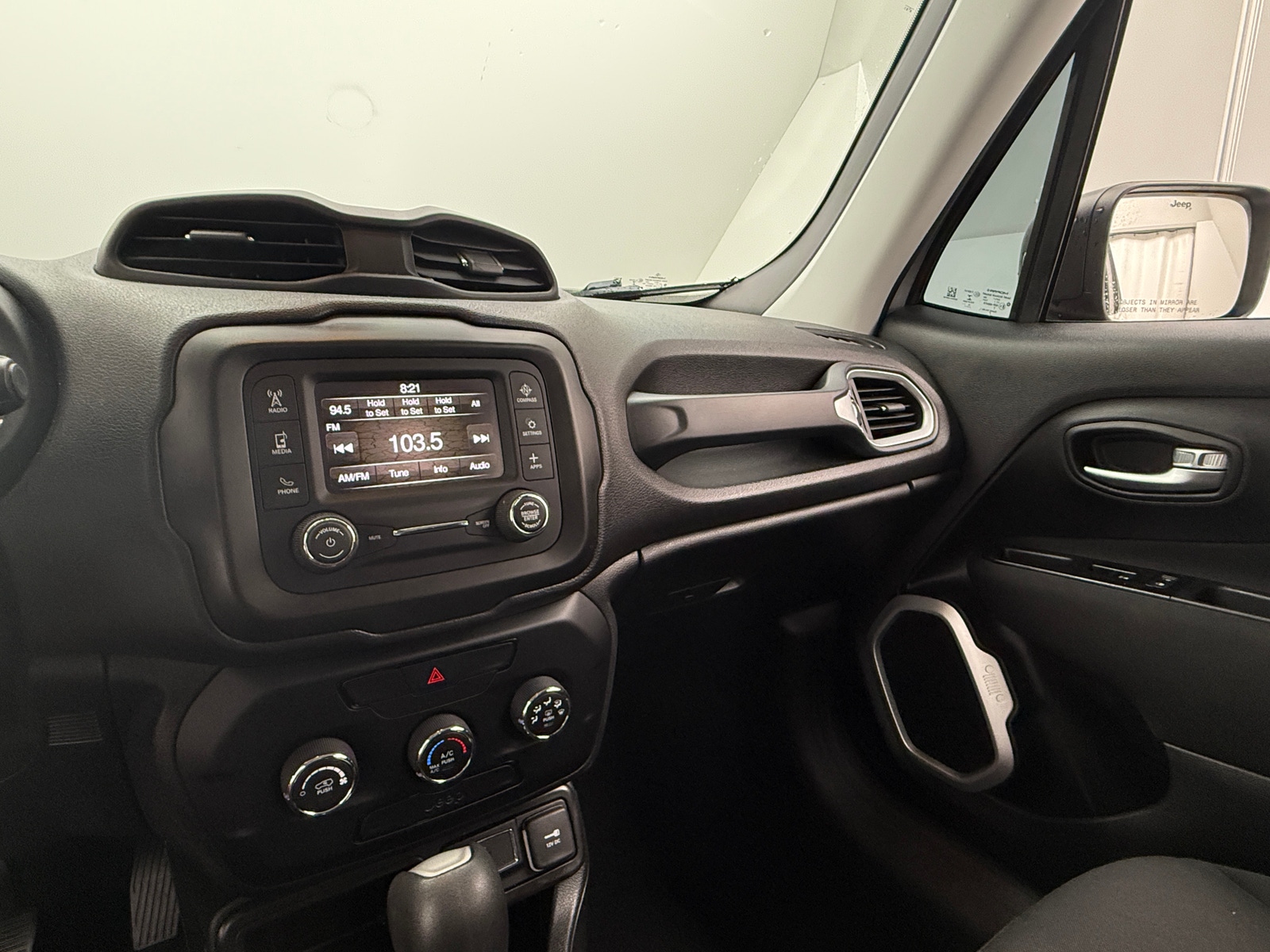 Thumbnail: 2020 Jeep Renegade - 4