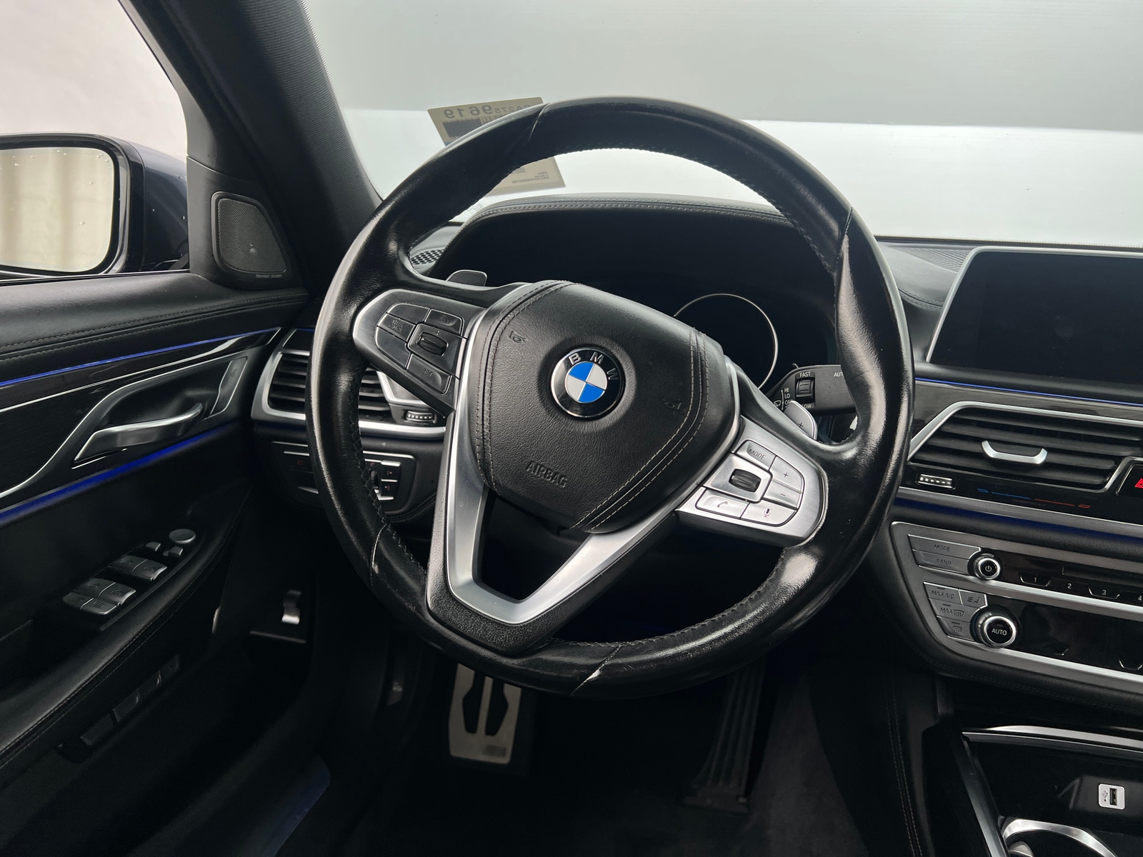 Thumbnail: 2016 BMW 7 Series - 4