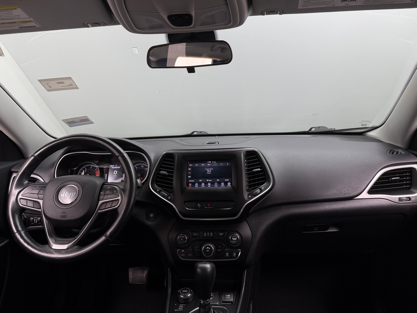 Thumbnail: 2019 Jeep Cherokee - 3