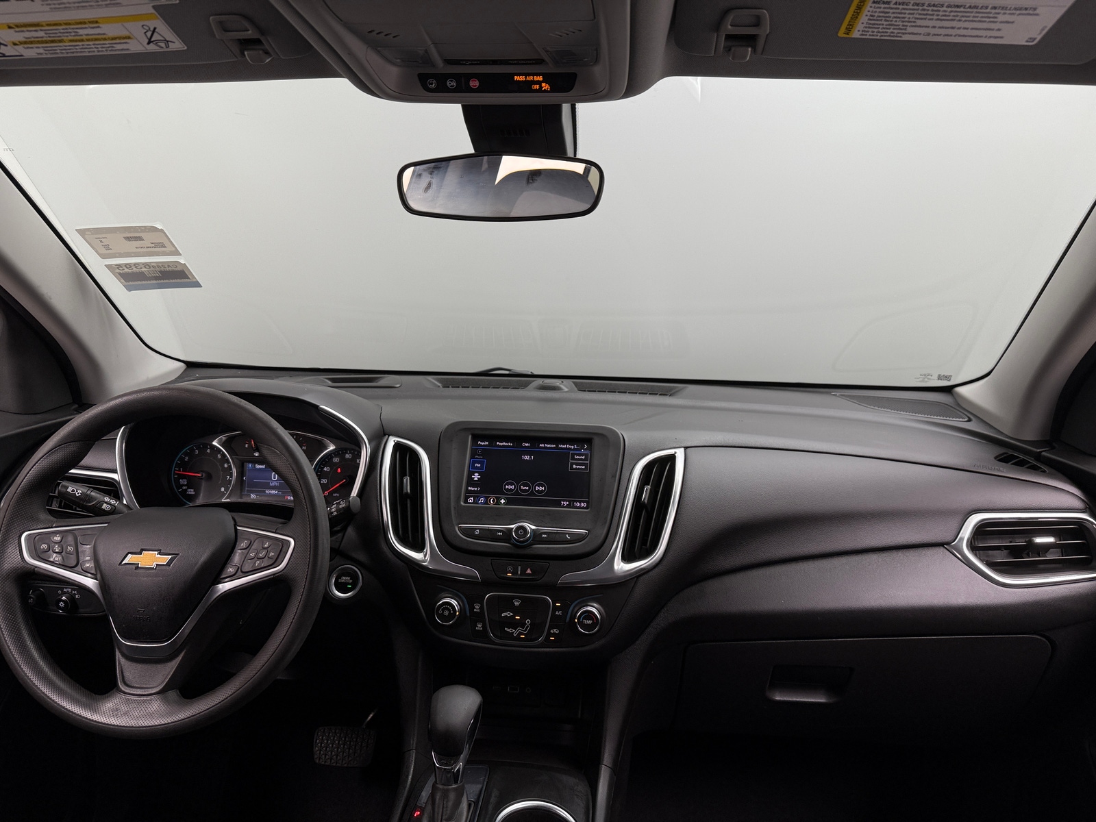 Thumbnail: 2022 Chevrolet Equinox - 3