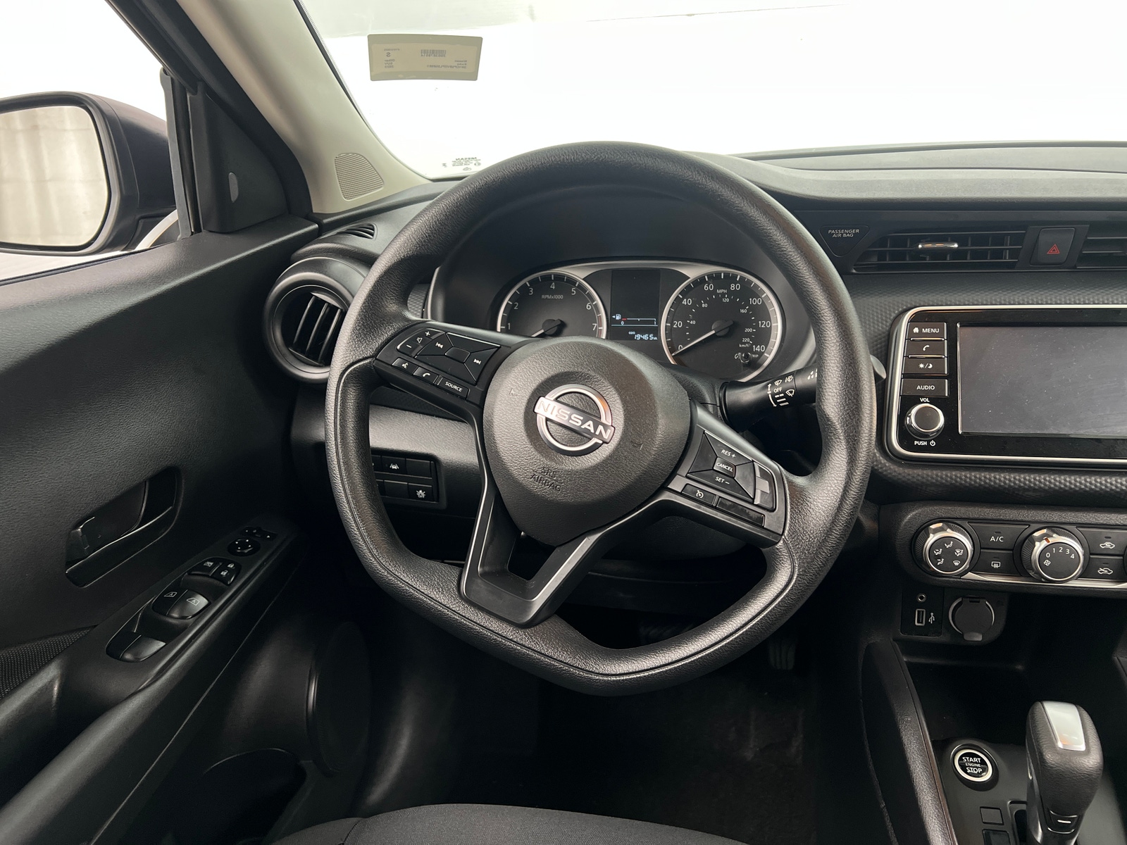 Thumbnail: 2023 Nissan Kicks - 5