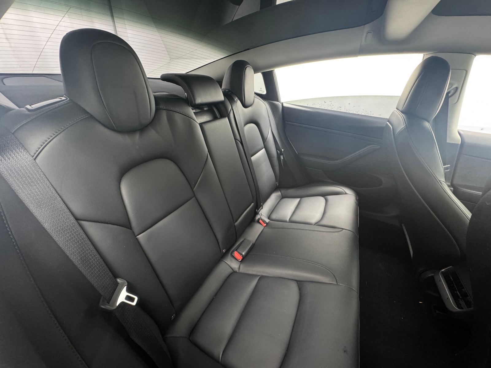 Thumbnail: 2022 Tesla Model 3 - 5