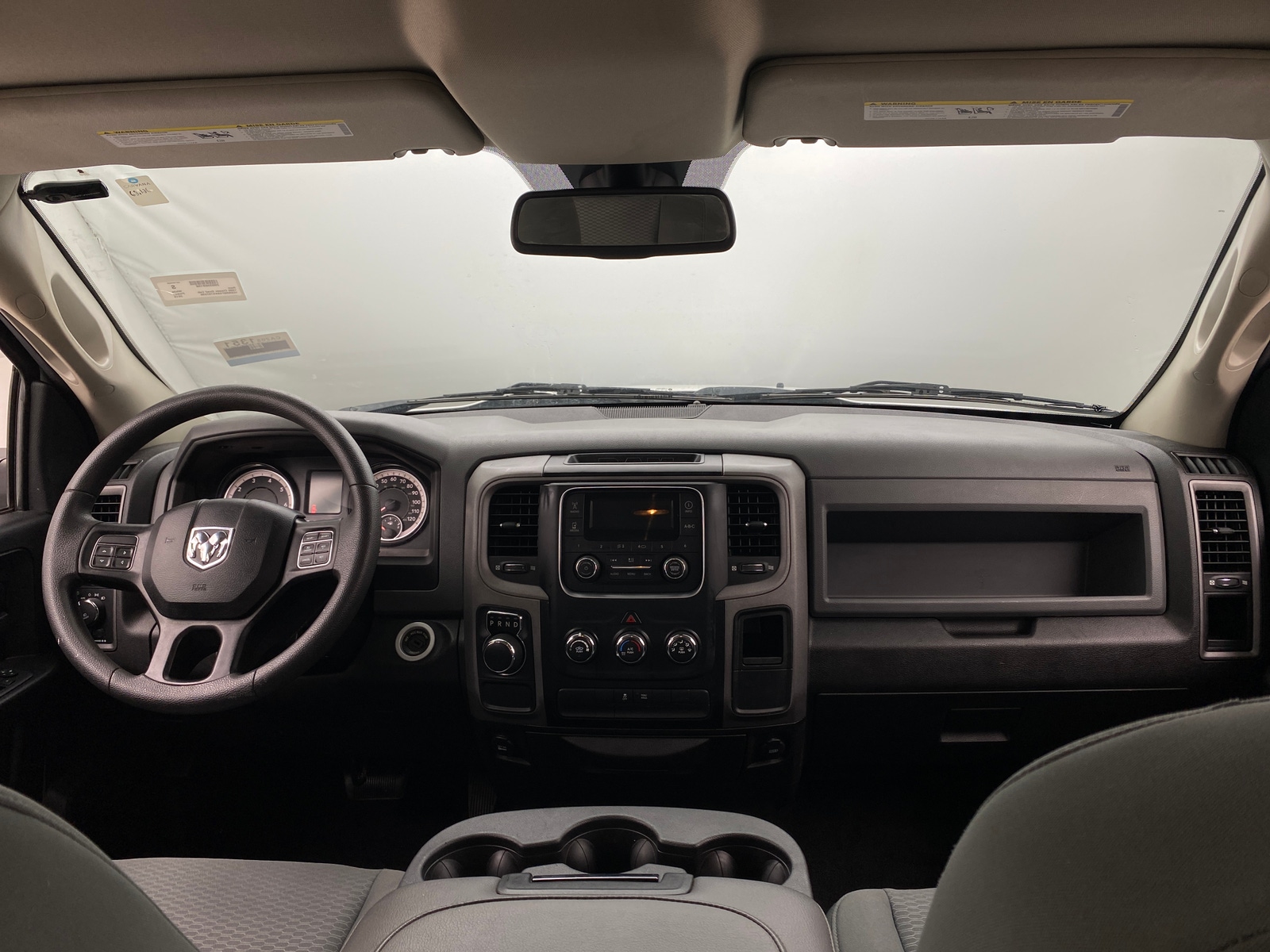 Thumbnail: 2019 RAM 1500 Classic - 3