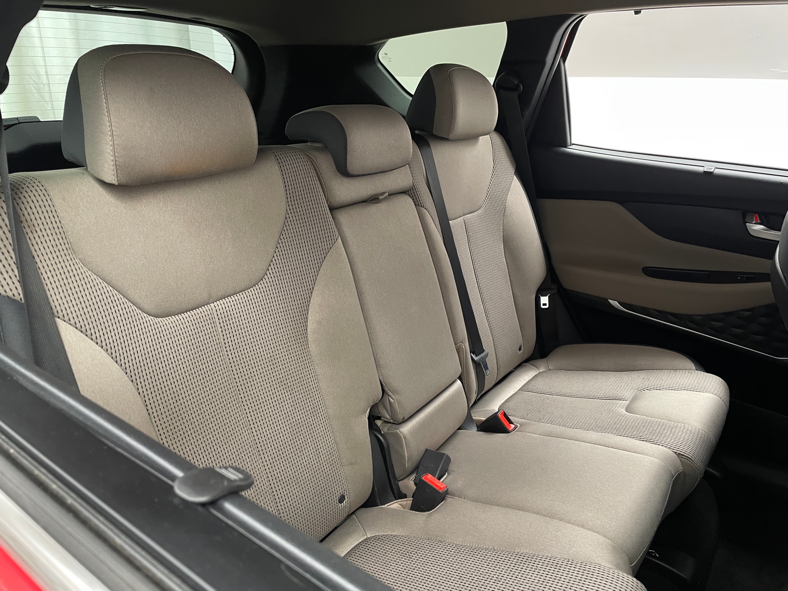Thumbnail: 2020 Hyundai Santa Fe - 6
