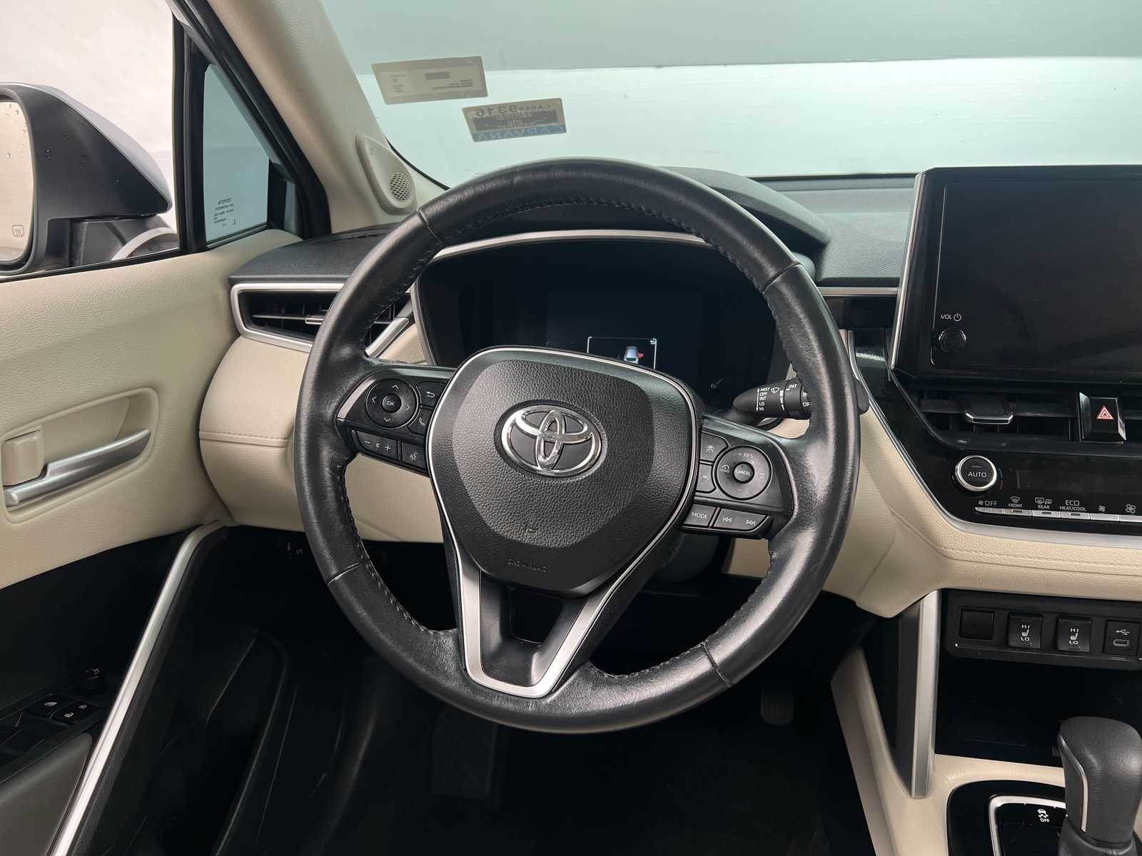 Thumbnail: 2023 Toyota Corolla Cross - 5