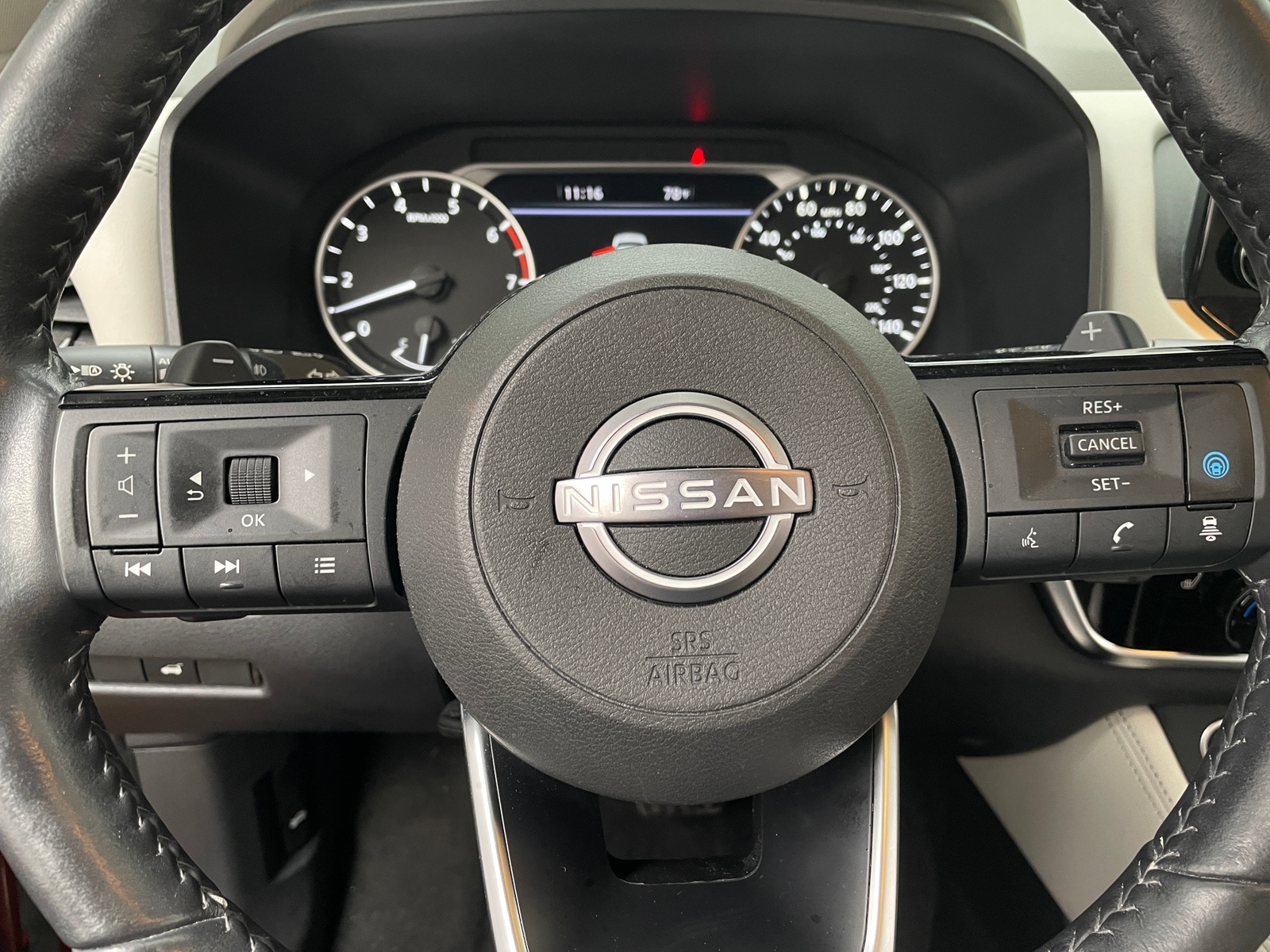Thumbnail: 2022 Nissan Rogue - 4