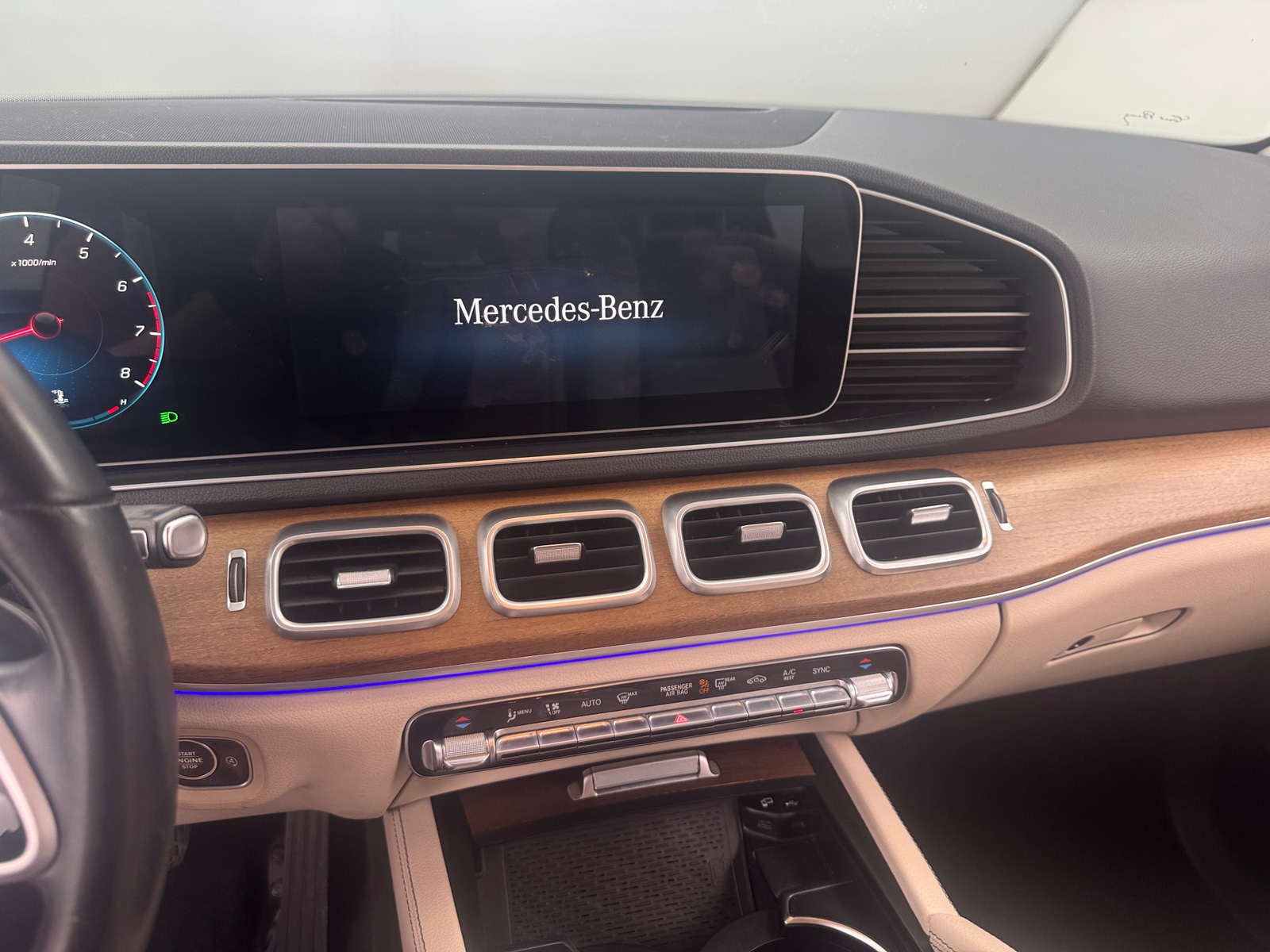 Thumbnail: 2021 Mercedes-Benz GLE - 3
