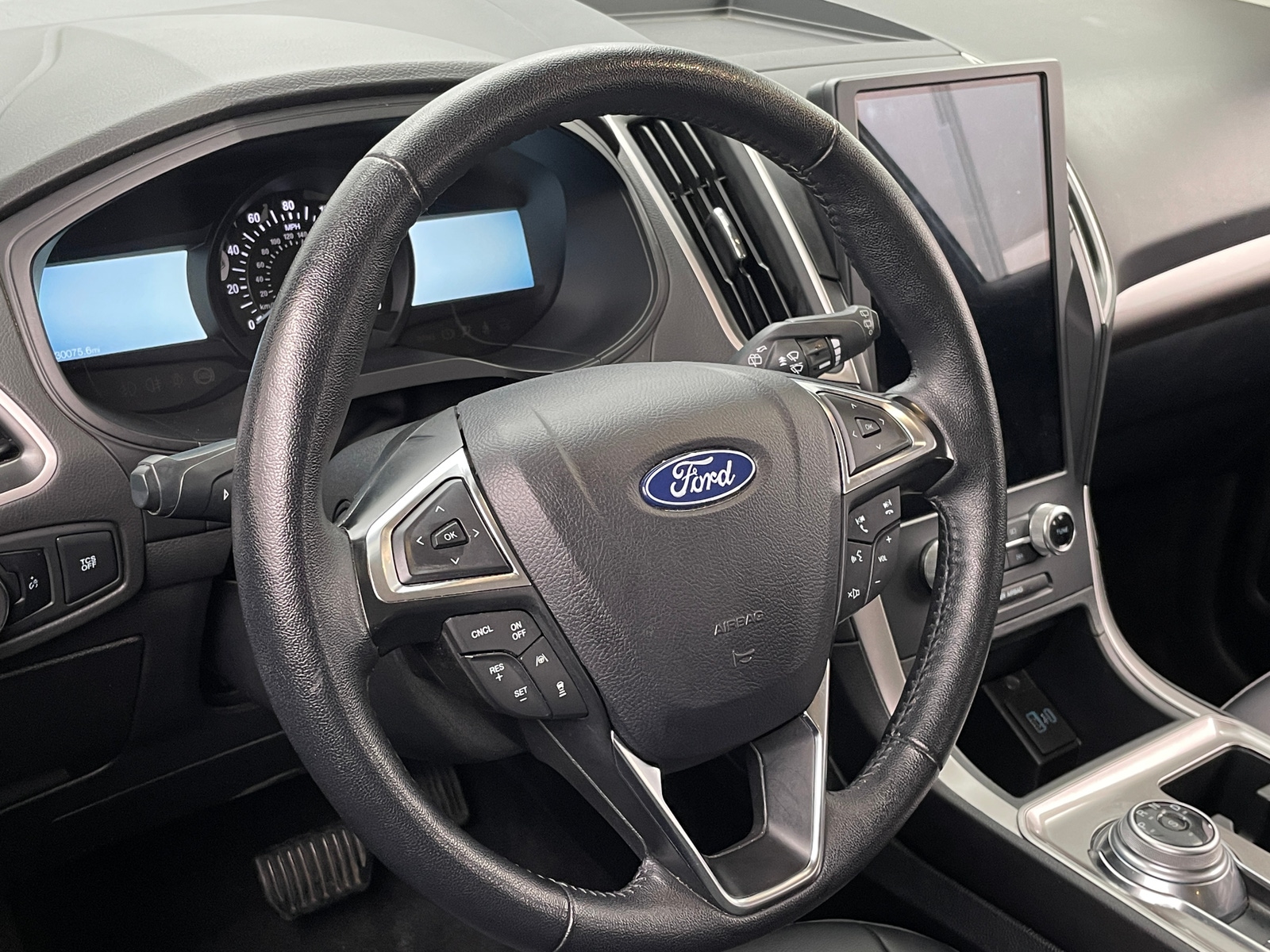 Thumbnail: 2024 Ford Edge - 5