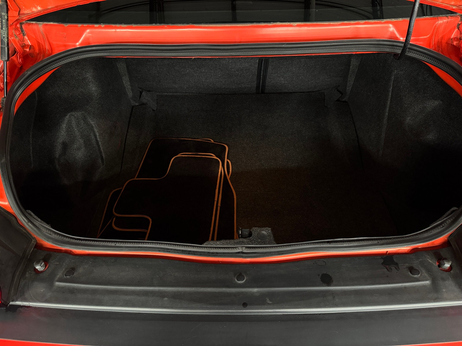 Thumbnail: 2016 Dodge Challenger - 4