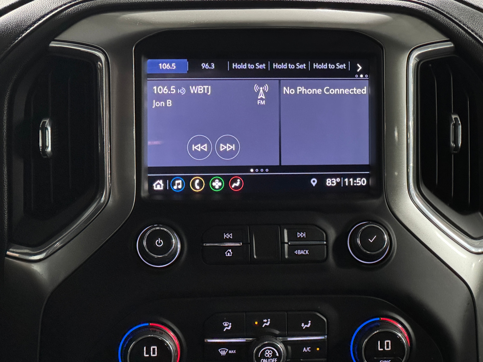 Thumbnail: 2019 Chevrolet Silverado 1500 - 4