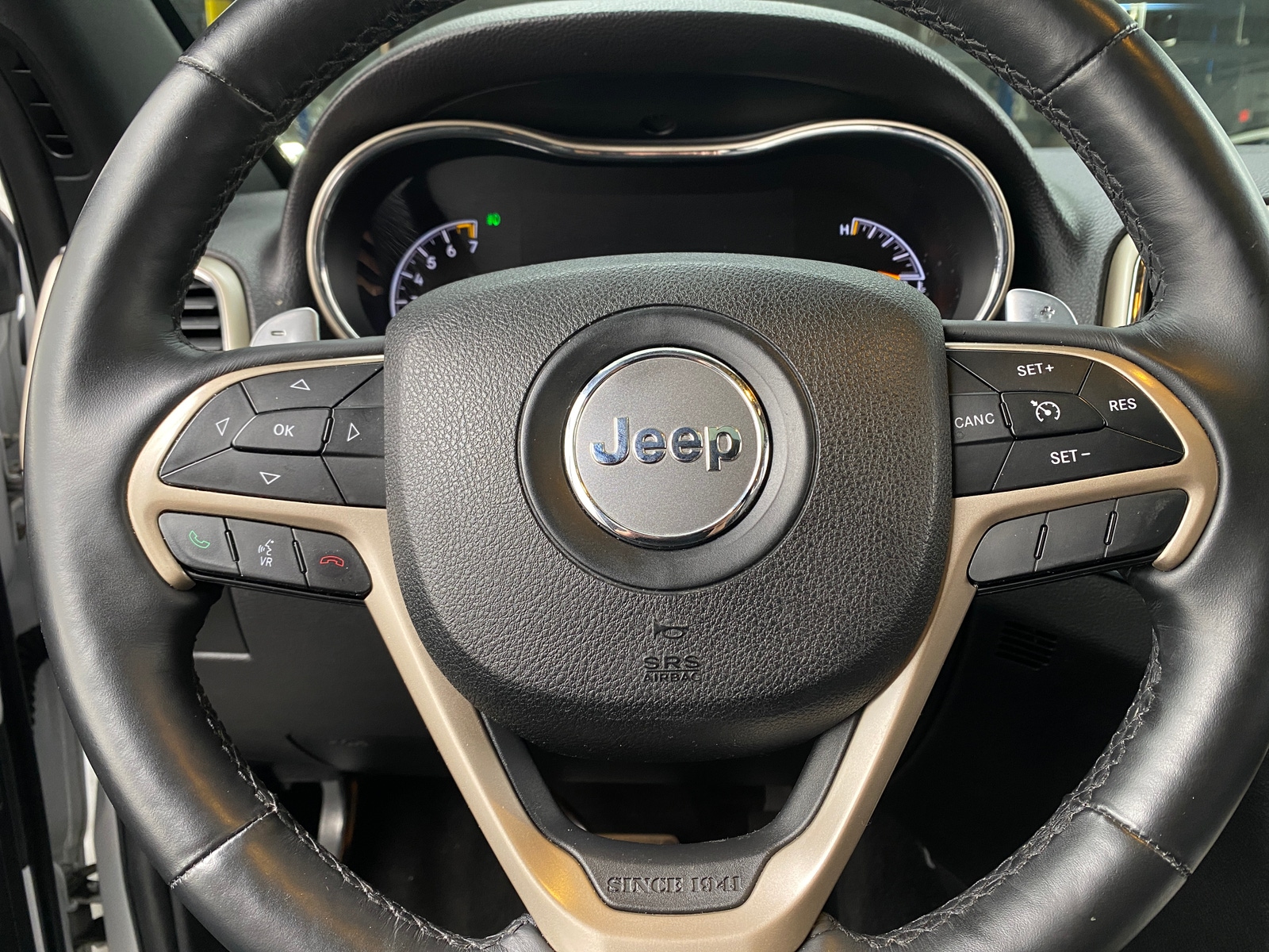 Thumbnail: 2014 Jeep Grand Cherokee - 5