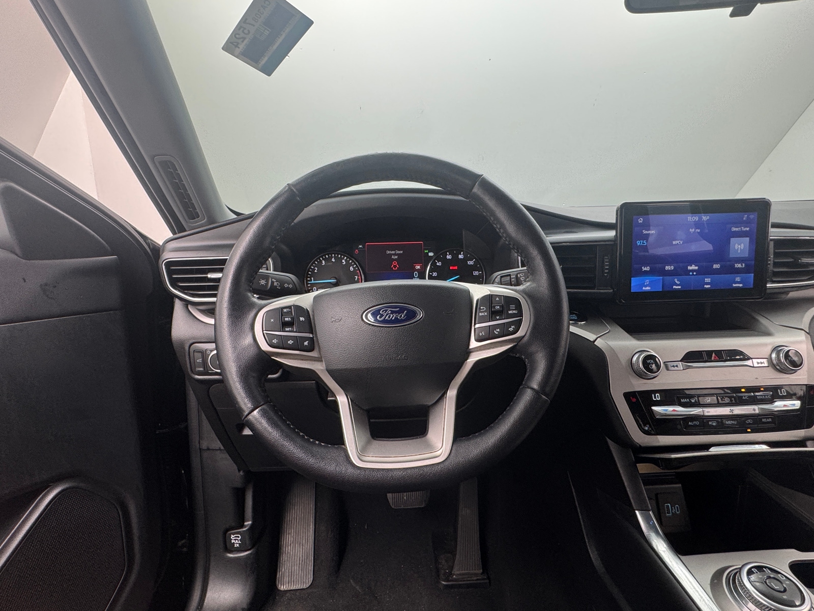 Thumbnail: 2021 Ford Explorer - 5