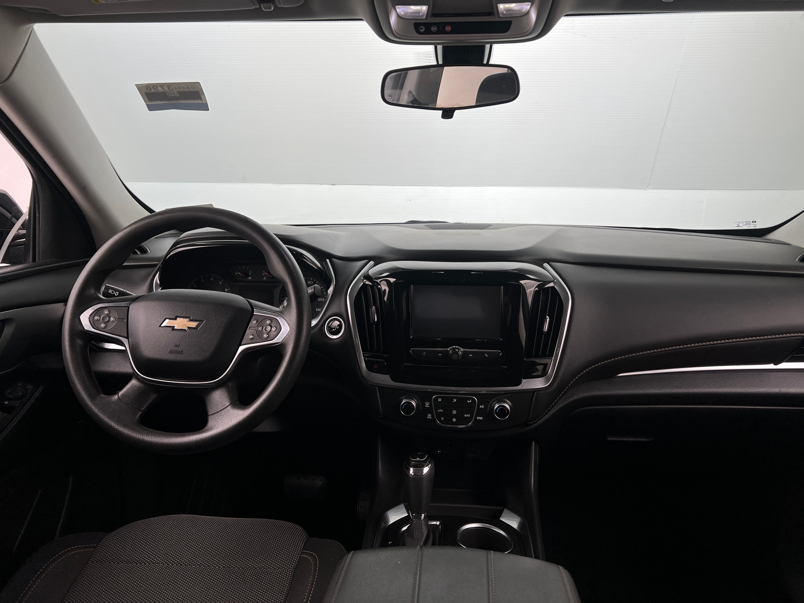 Thumbnail: 2019 Chevrolet Traverse - 3