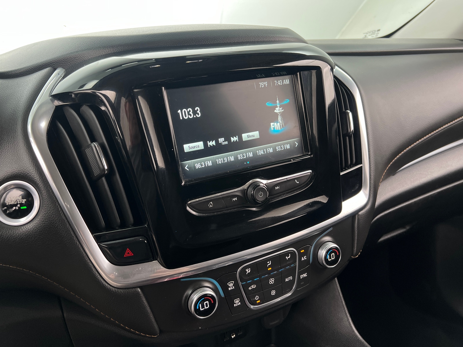 Thumbnail: 2019 Chevrolet Traverse - 4