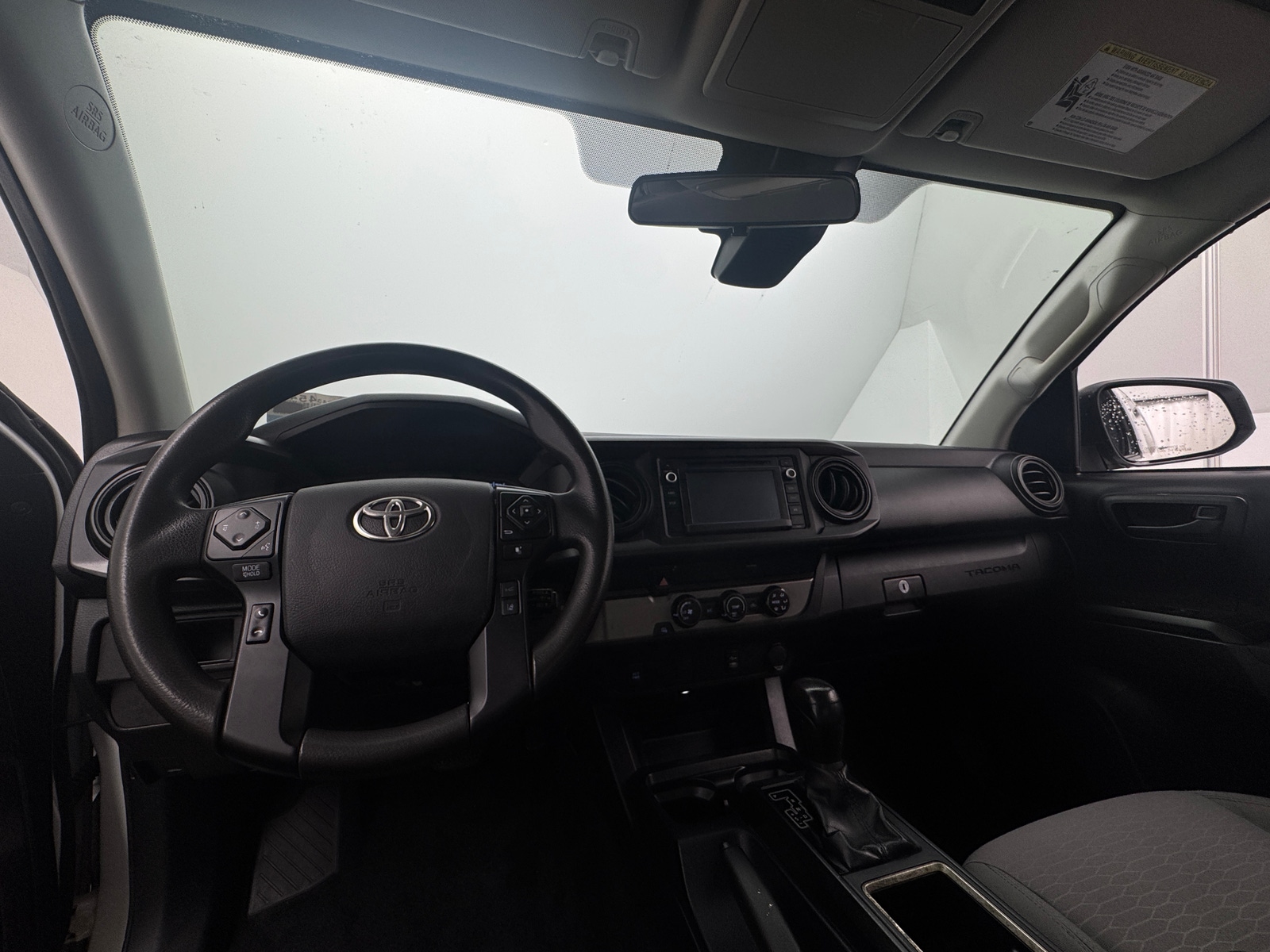 Thumbnail: 2019 Toyota Tacoma - 3