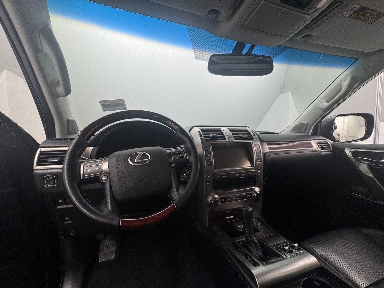 Thumbnail: 2017 Lexus GX - 2