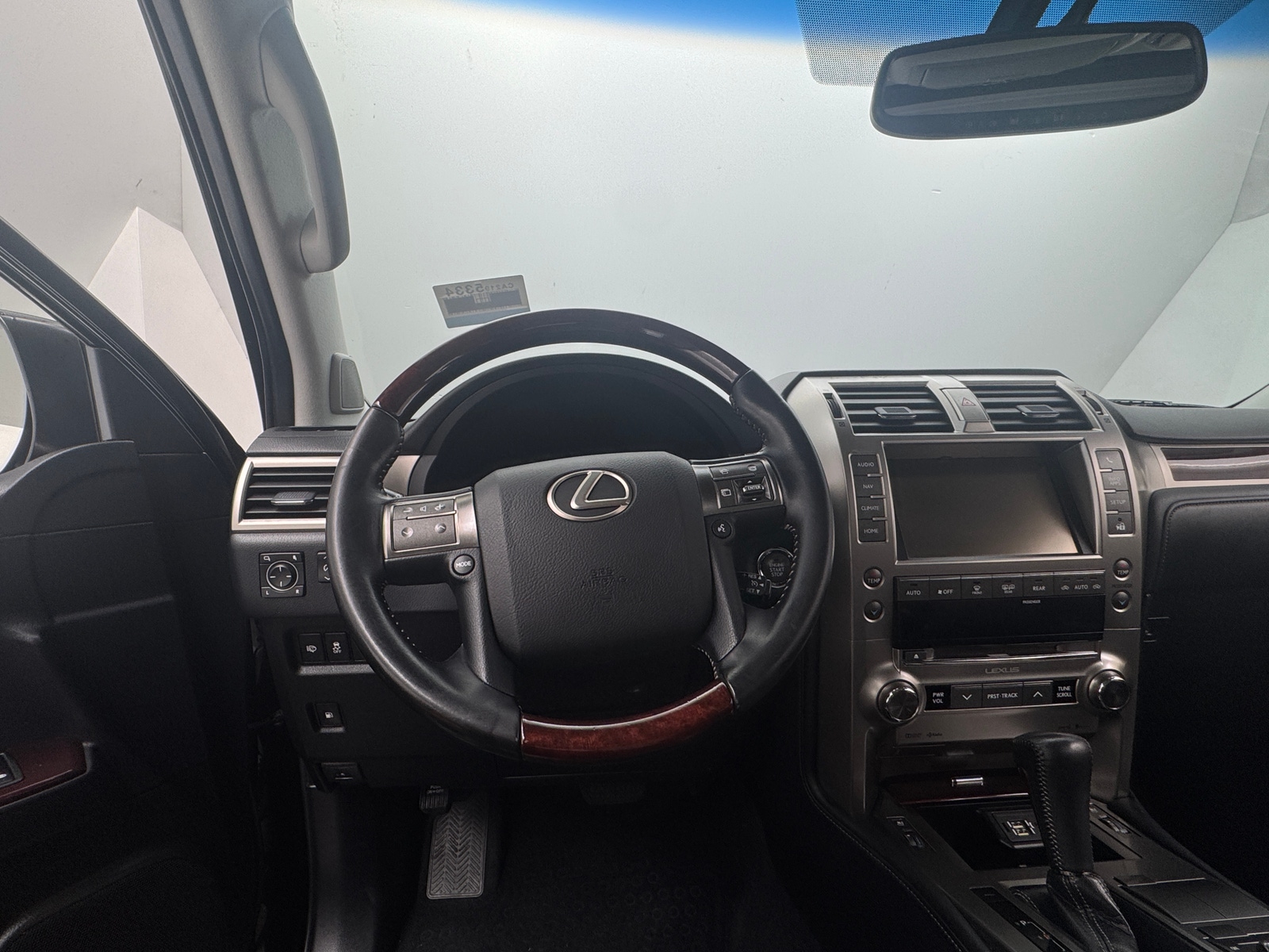 Thumbnail: 2017 Lexus GX - 4