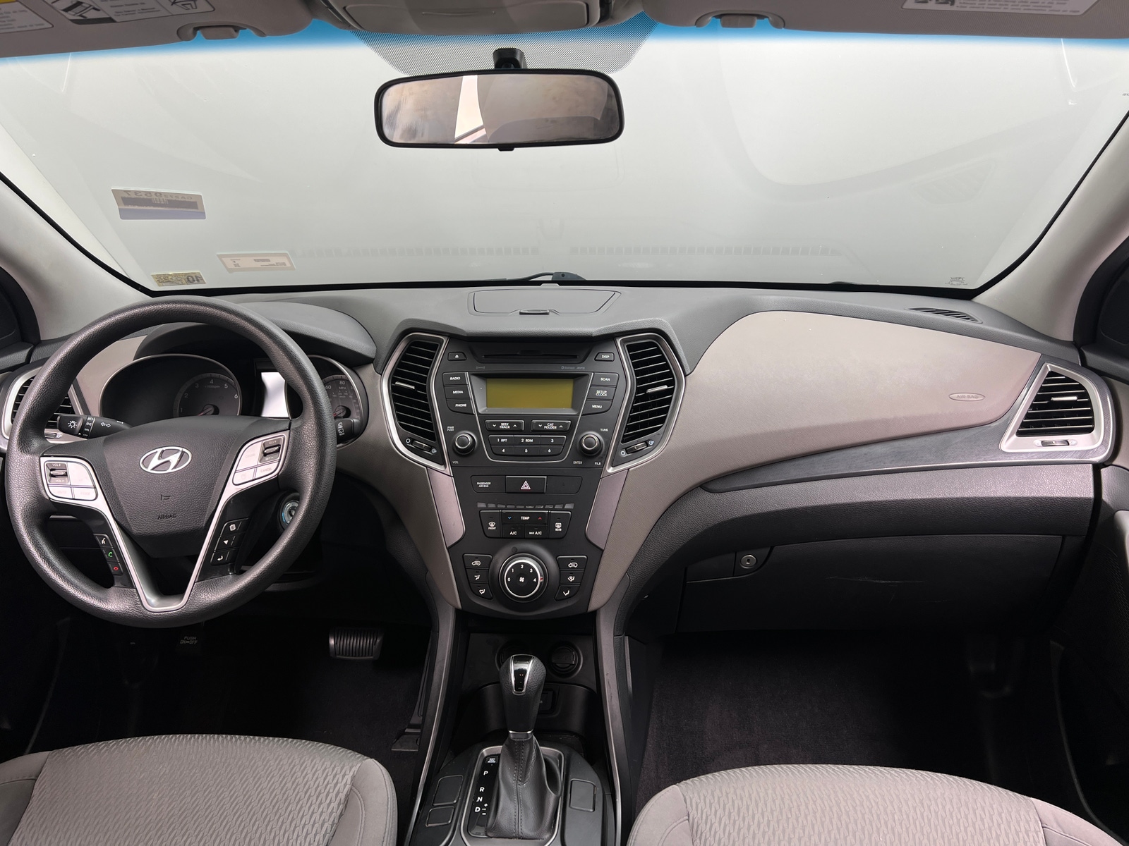 Thumbnail: 2016 Hyundai Santa Fe - 3