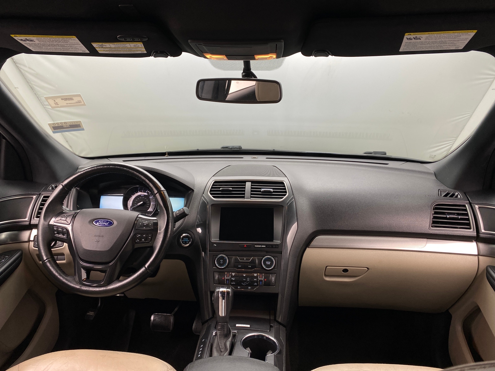 Thumbnail: 2018 Ford Explorer - 3