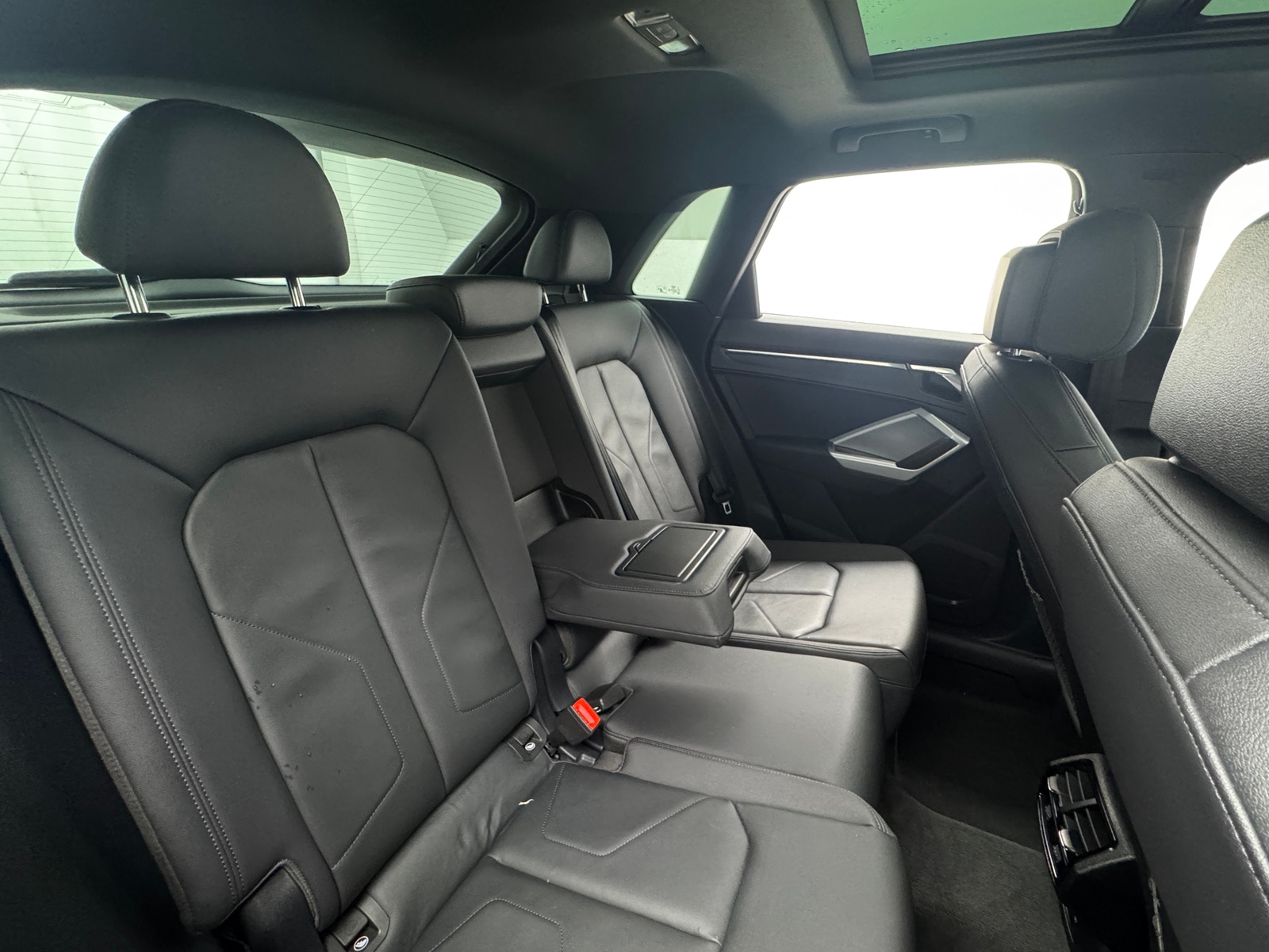 Thumbnail: 2022 Audi Q3 - 5