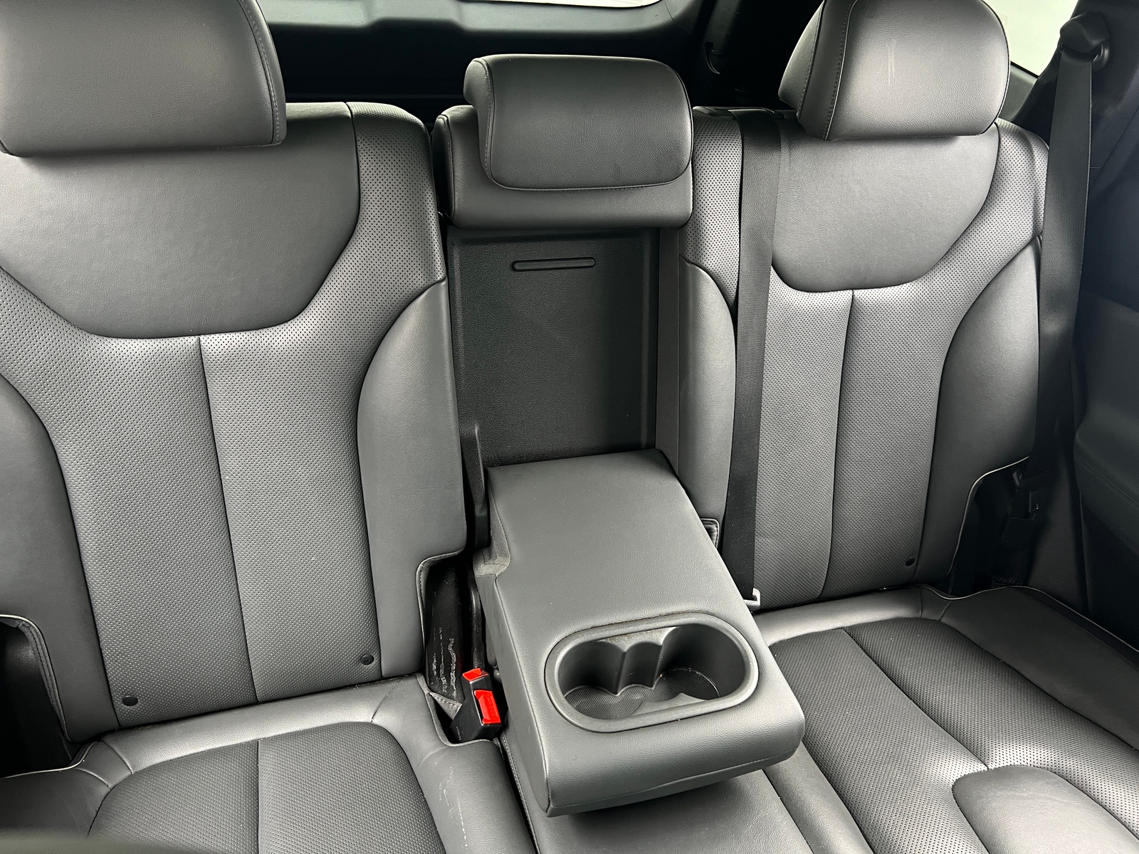Thumbnail: 2023 Hyundai Santa Fe - 5