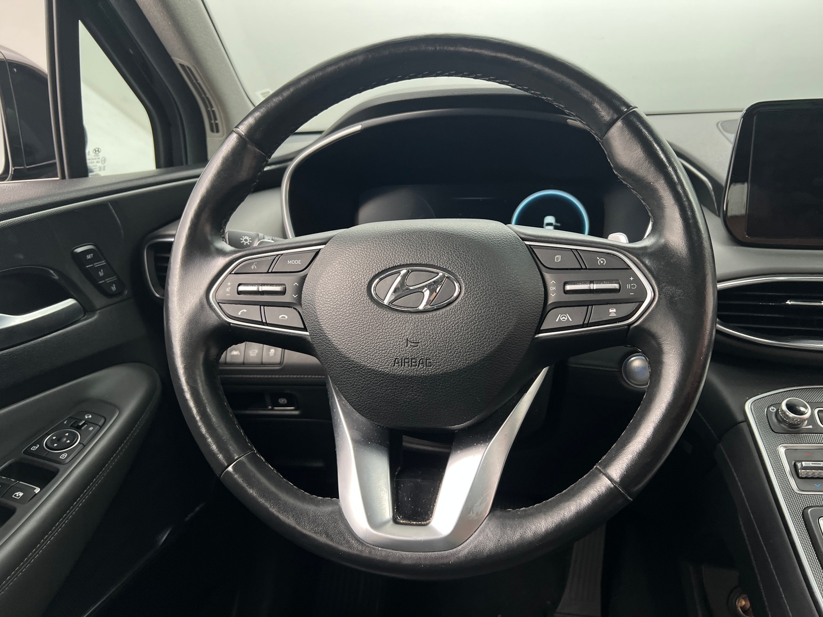 Thumbnail: 2023 Hyundai Santa Fe - 4