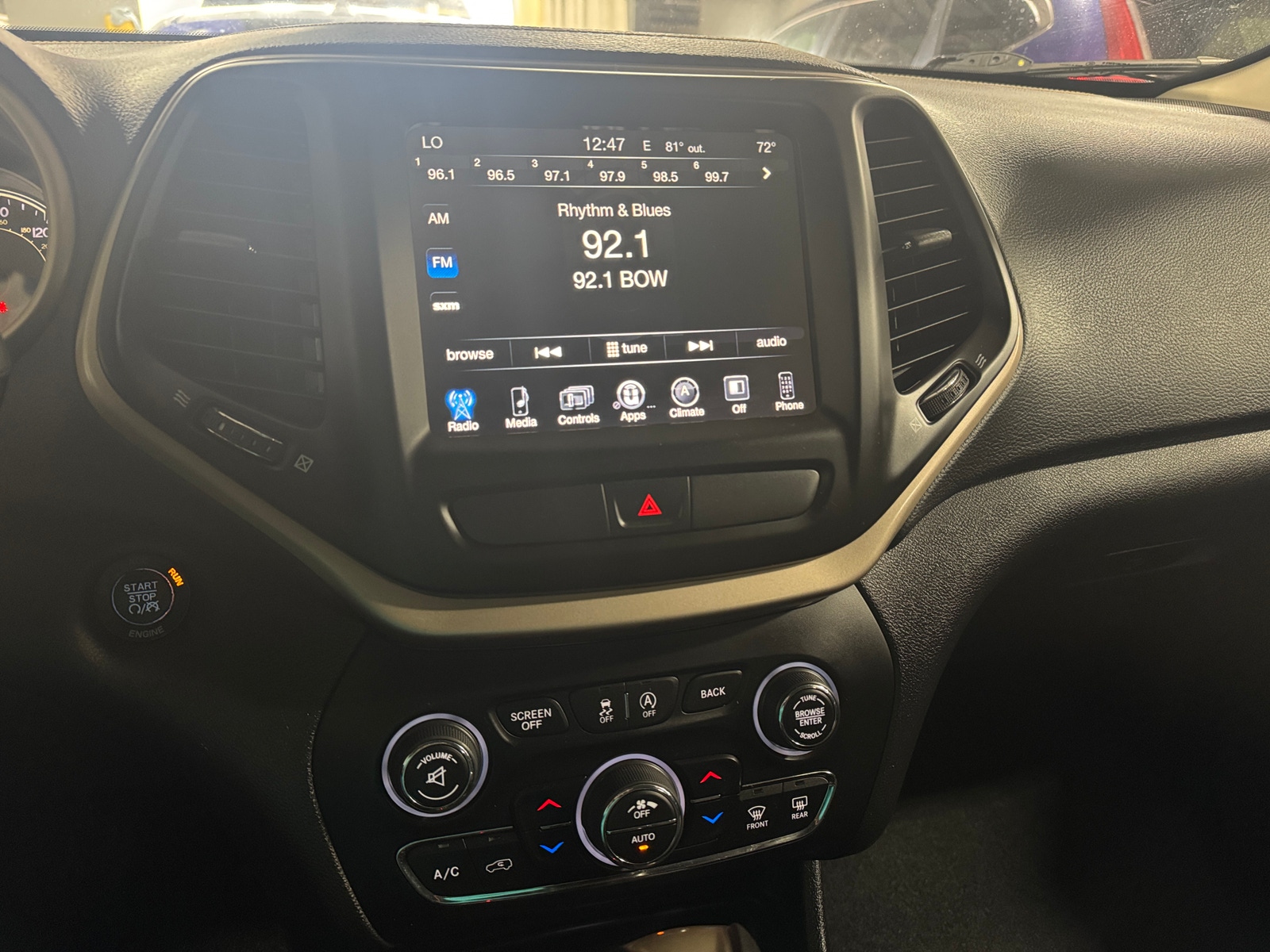 Thumbnail: 2016 Jeep Cherokee - 4
