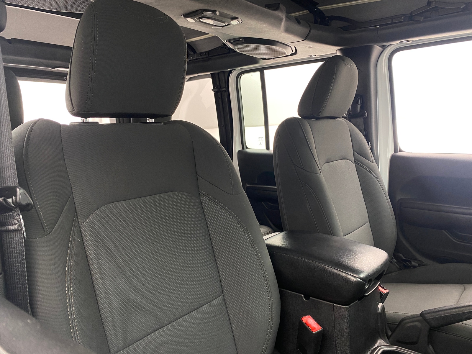 Thumbnail: 2018 Jeep Wrangler - 2