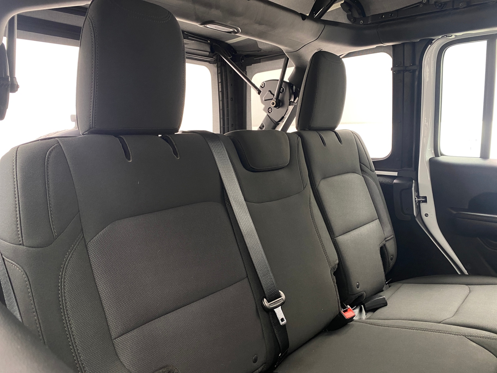 Thumbnail: 2018 Jeep Wrangler - 6