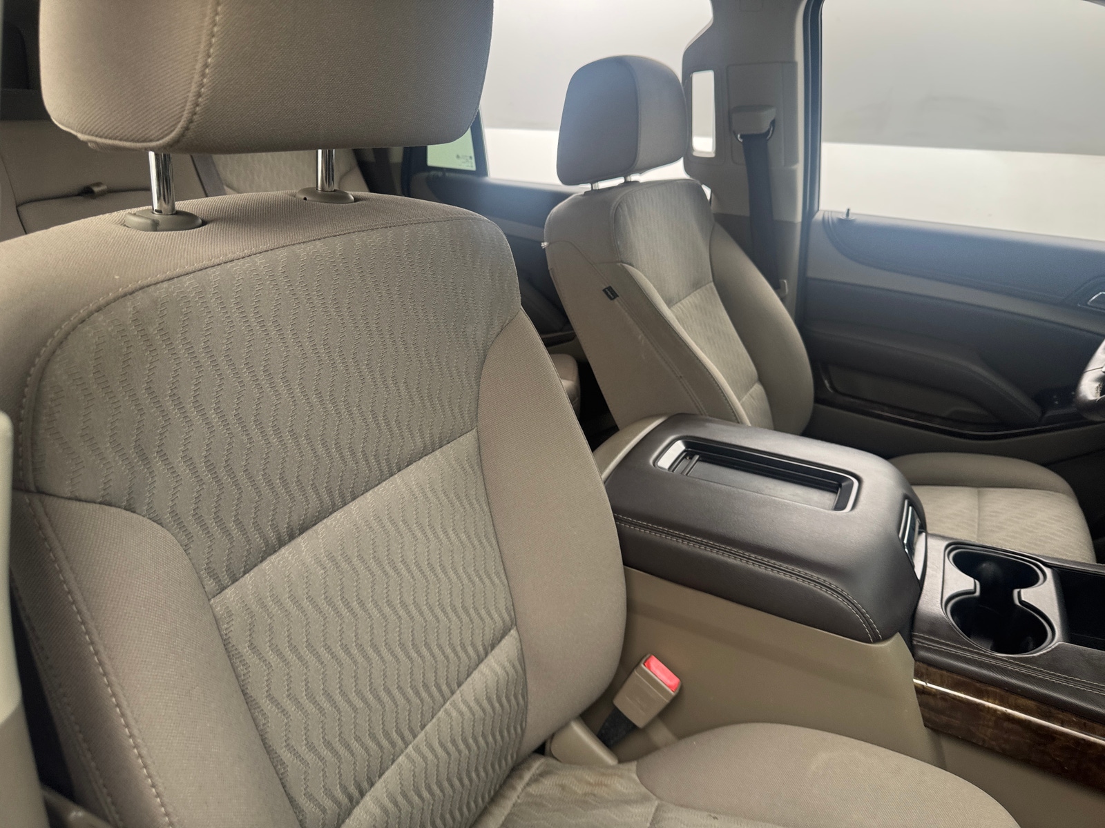 Thumbnail: 2019 Chevrolet Tahoe - 2