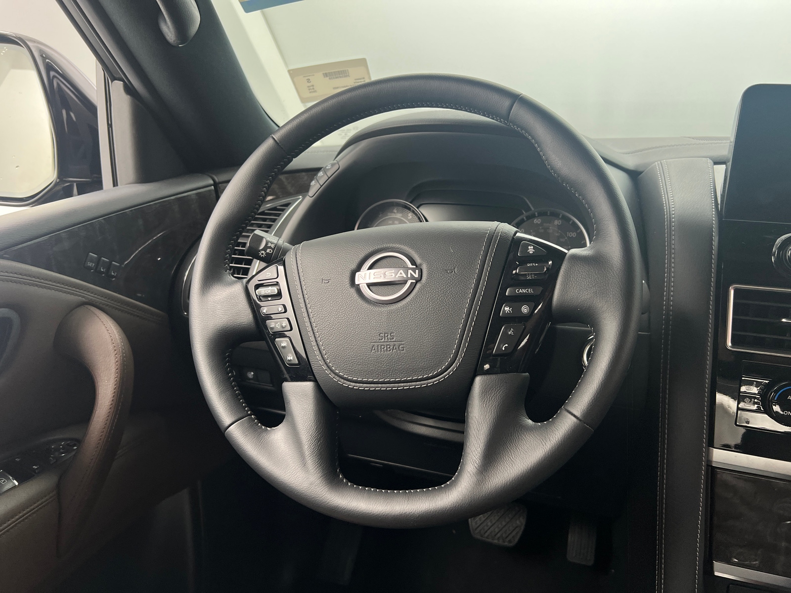 Thumbnail: 2024 Nissan Armada - 4