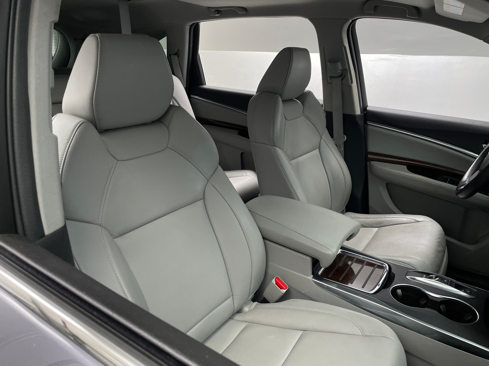 Thumbnail: 2017 Acura MDX - 2