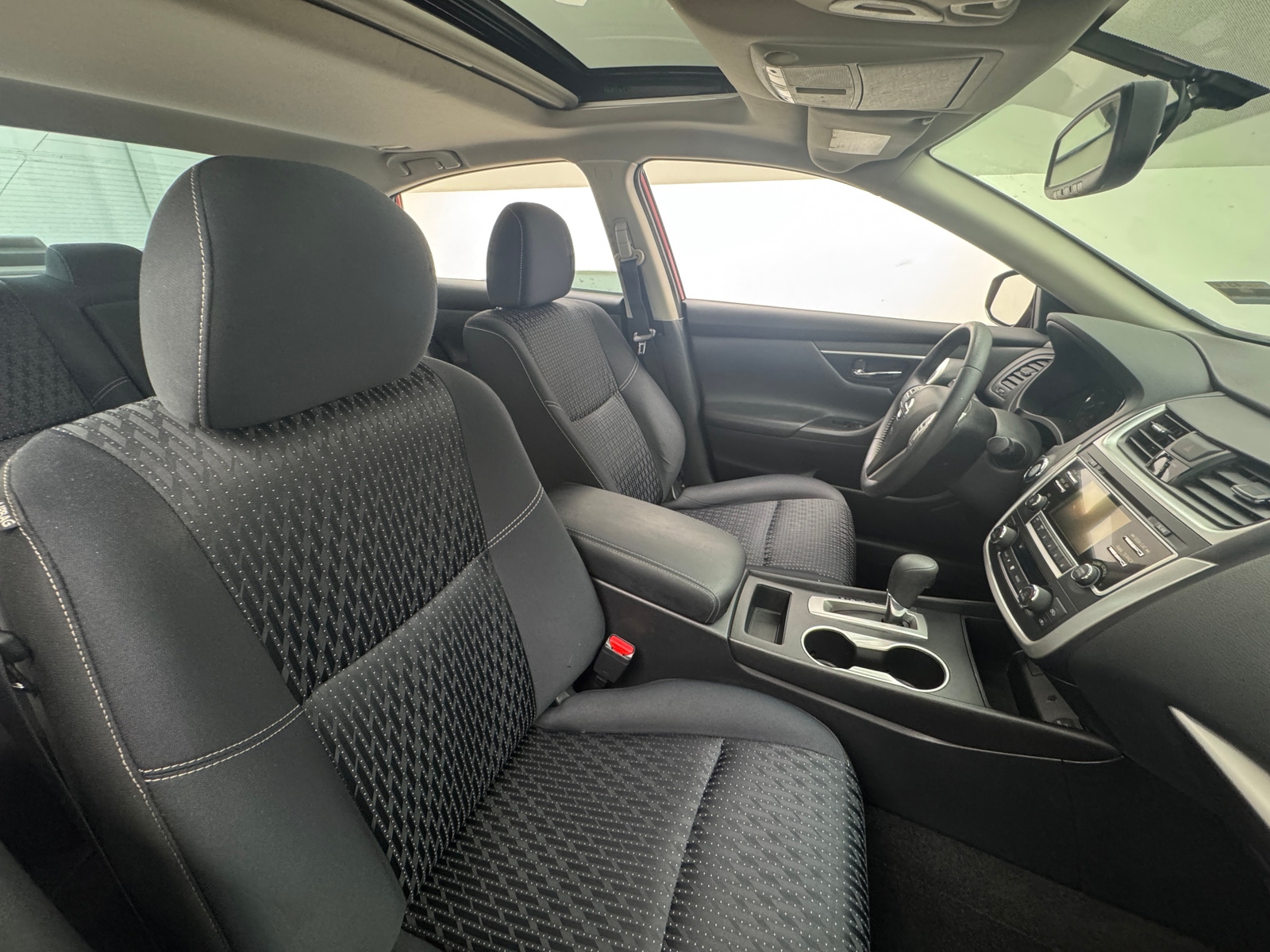 Thumbnail: 2016 Nissan Altima - 2