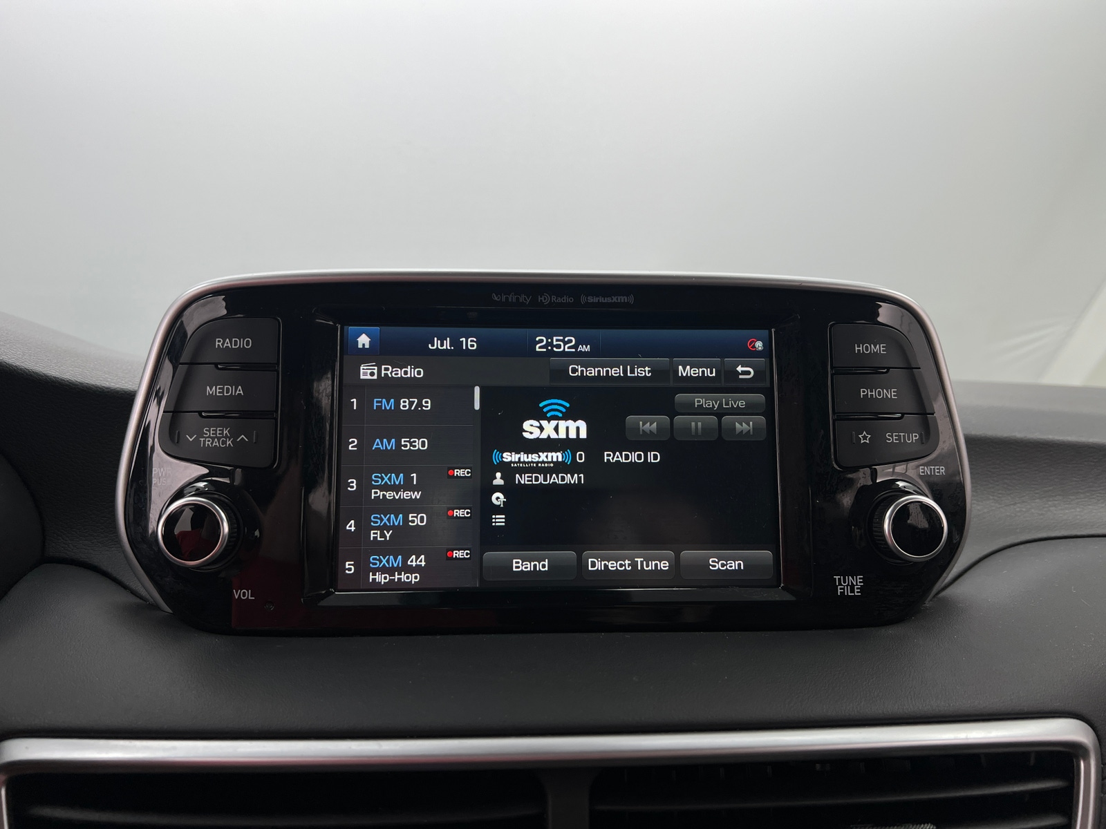 Thumbnail: 2020 Hyundai Tucson - 3
