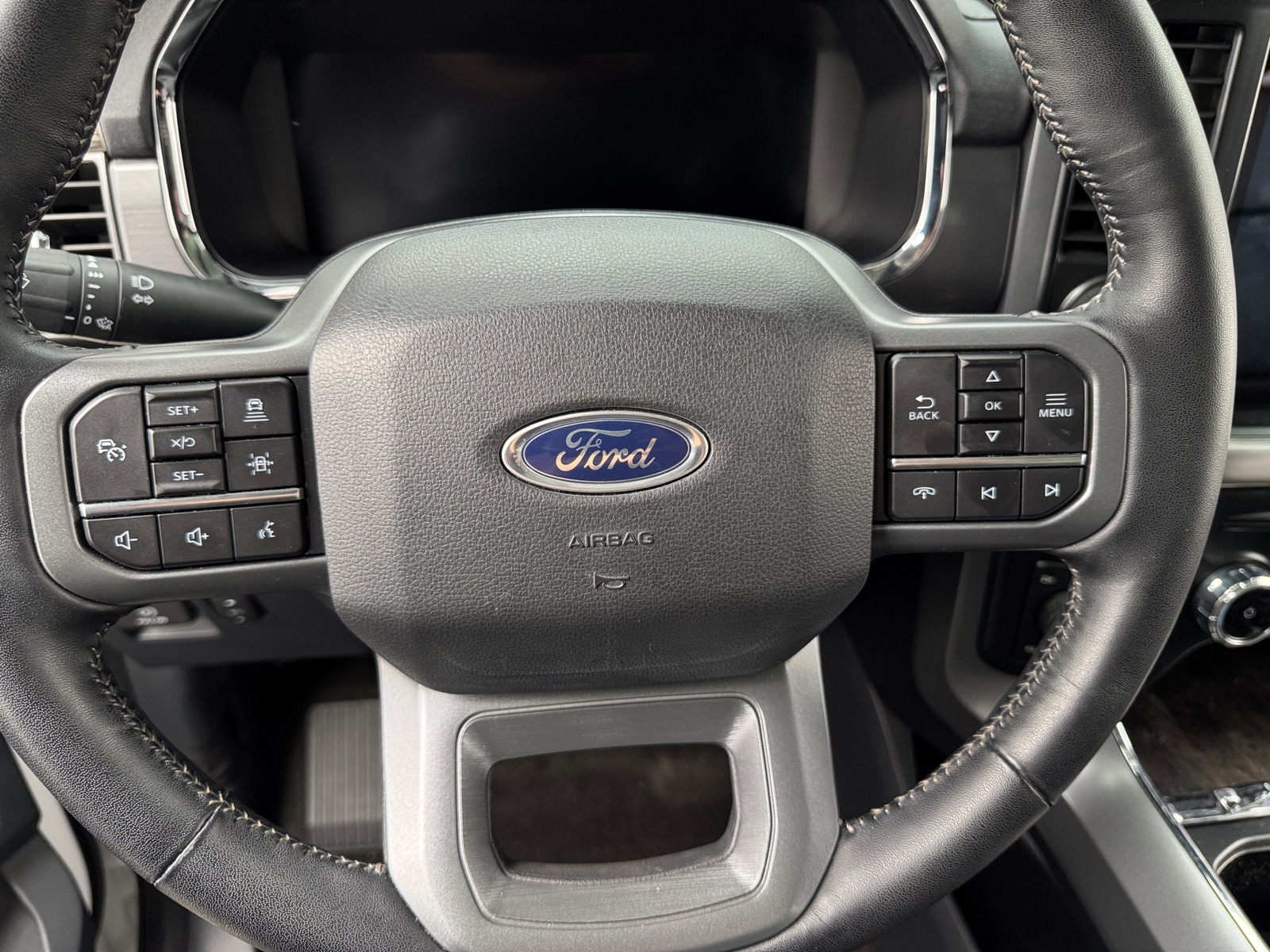 Thumbnail: 2022 Ford Econoline - 4
