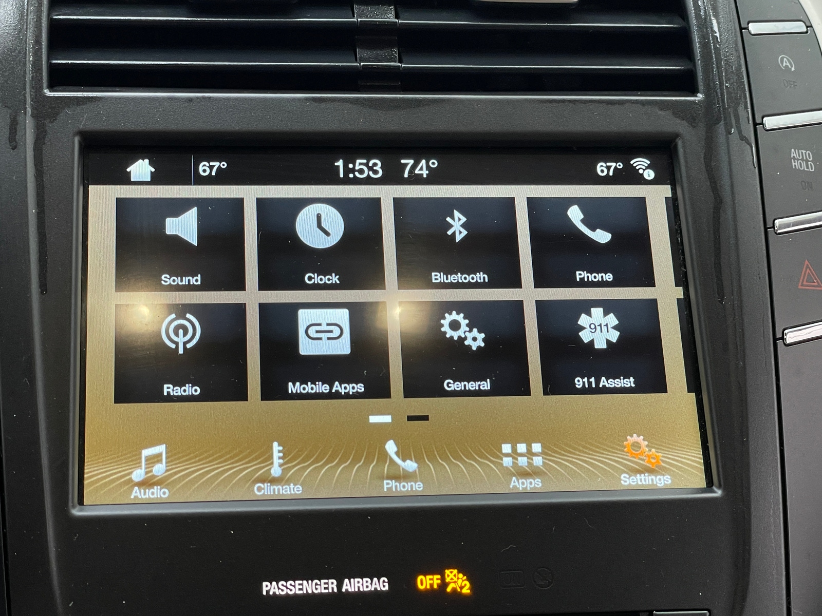 Thumbnail: 2018 Lincoln MKC - 3