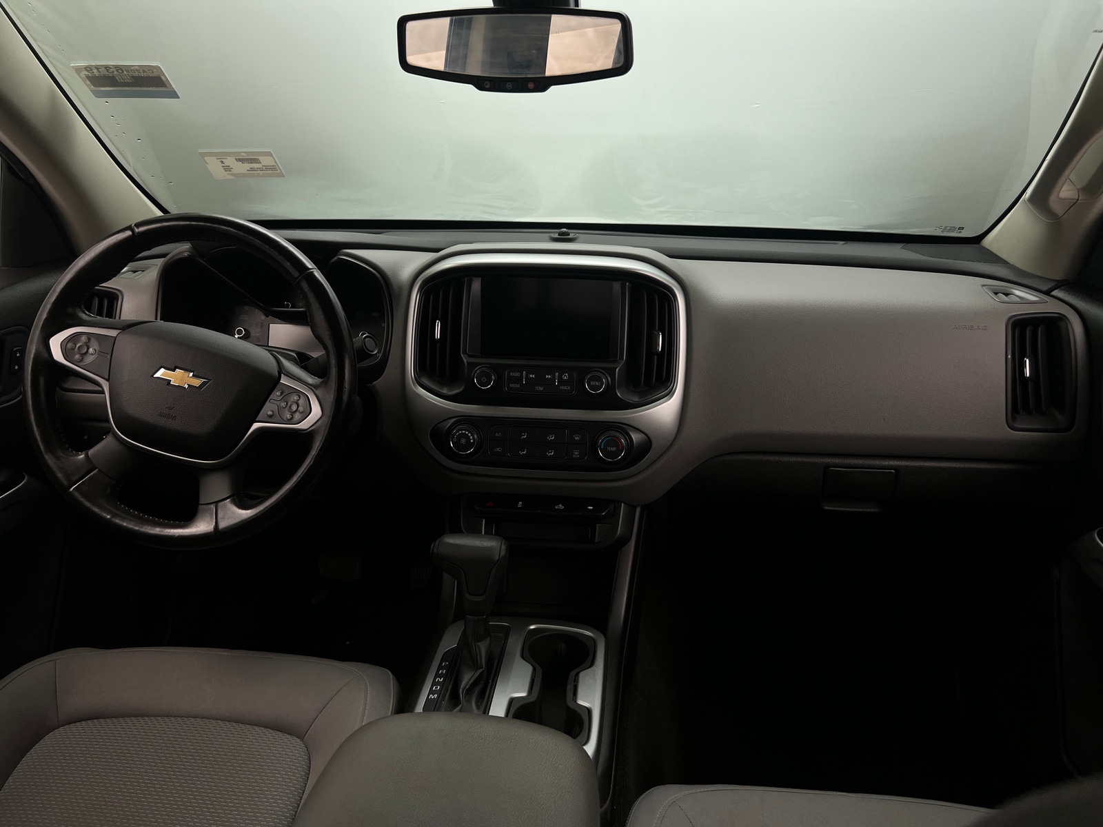 Thumbnail: 2016 Chevrolet Colorado - 3