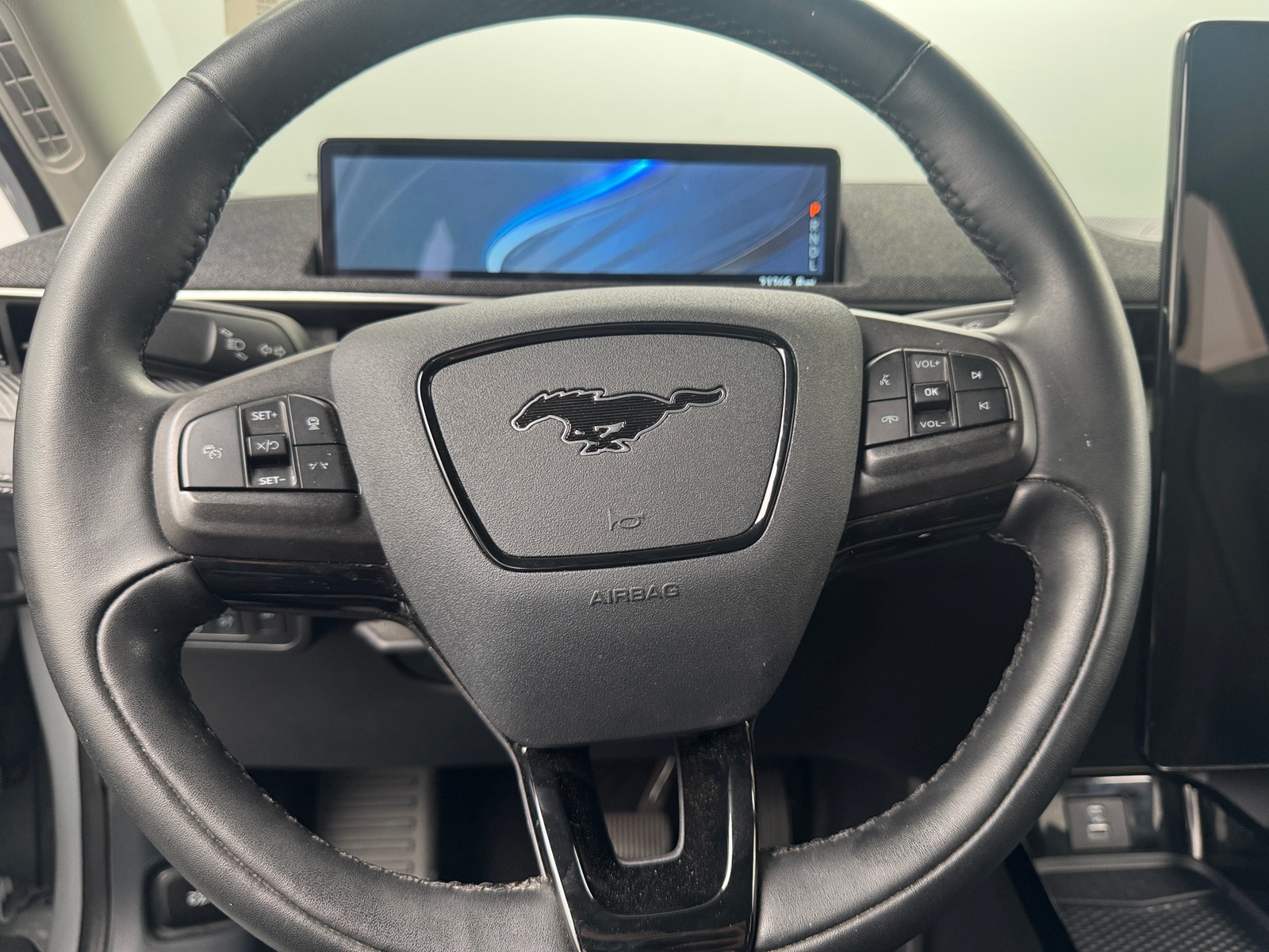 Thumbnail: 2022 Ford Mustang Mach-E - 4