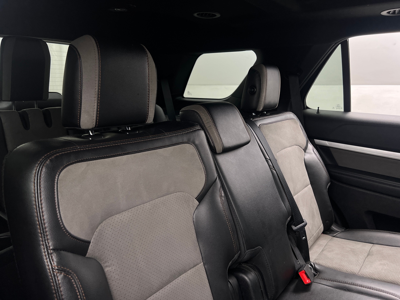 Thumbnail: 2017 Ford Explorer - 6