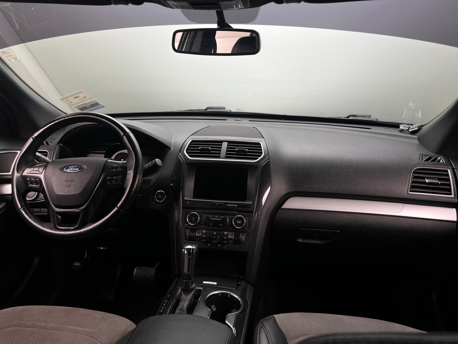 Thumbnail: 2017 Ford Explorer - 3