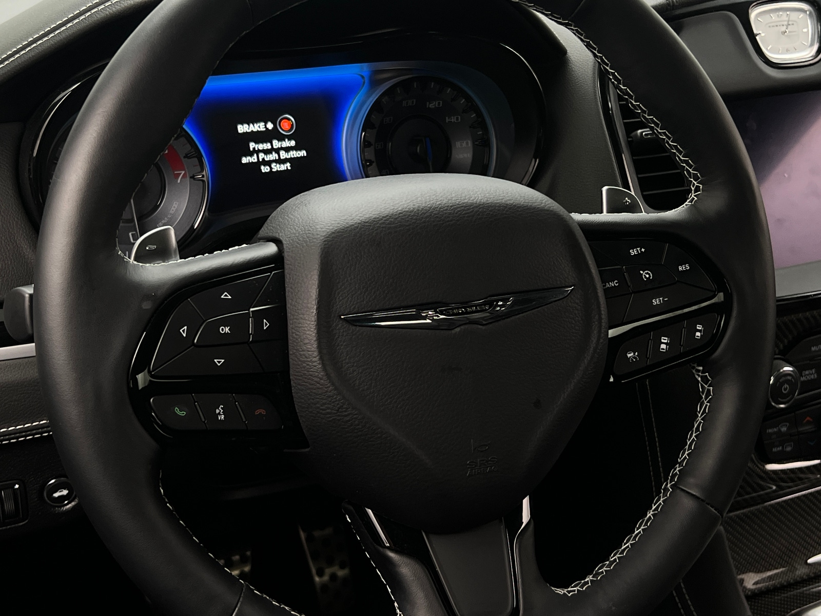 Thumbnail: 2023 Chrysler 300 - 4