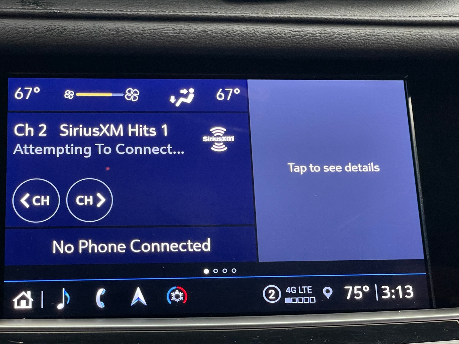 Thumbnail: 2021 Cadillac XT5 - 3