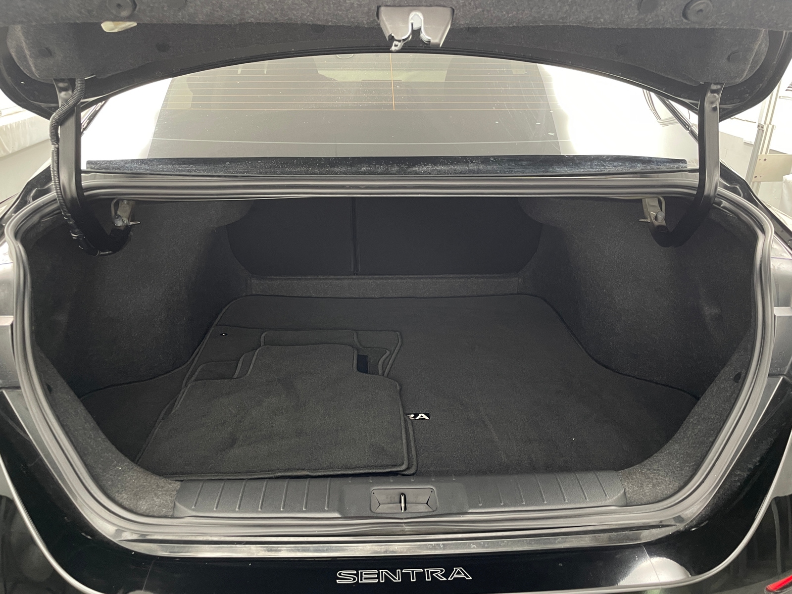 Thumbnail: 2024 Nissan Sentra - 7