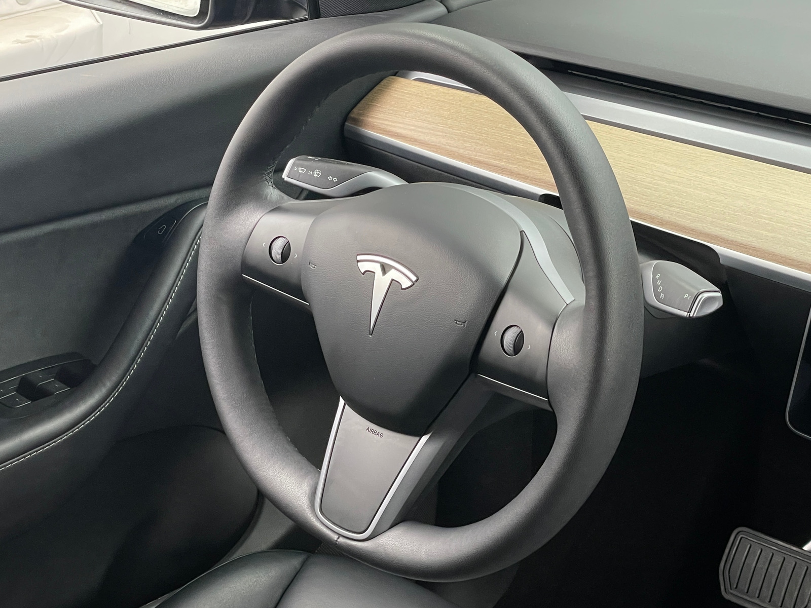 Thumbnail: 2022 Tesla Model Y - 4