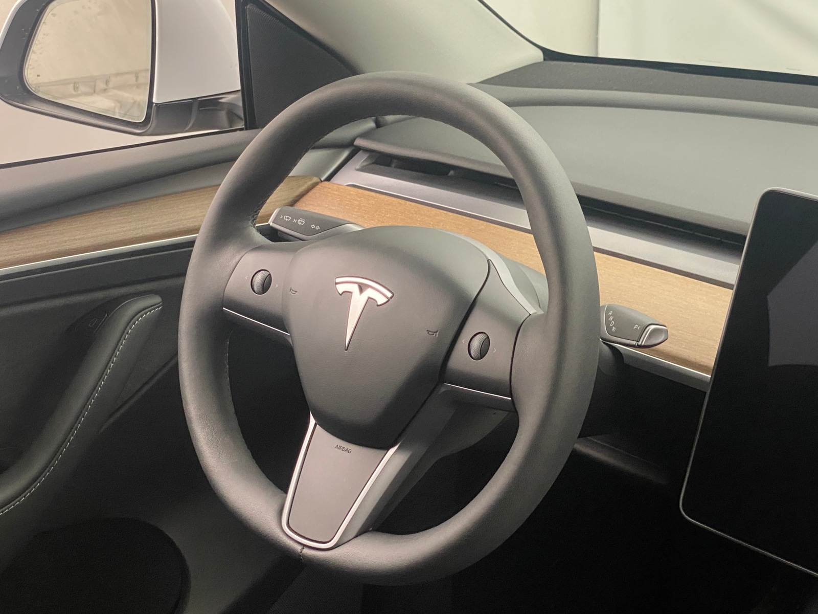 Thumbnail: 2024 Tesla Model Y - 4