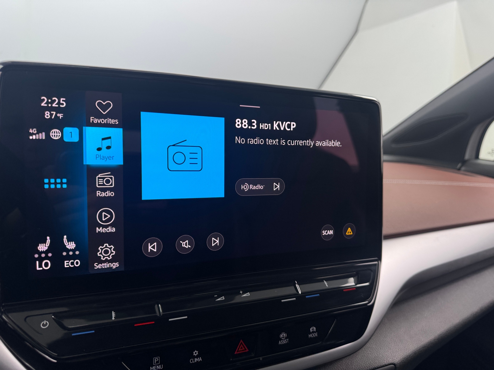 Thumbnail: 2022 Volkswagen ID.4 - 3