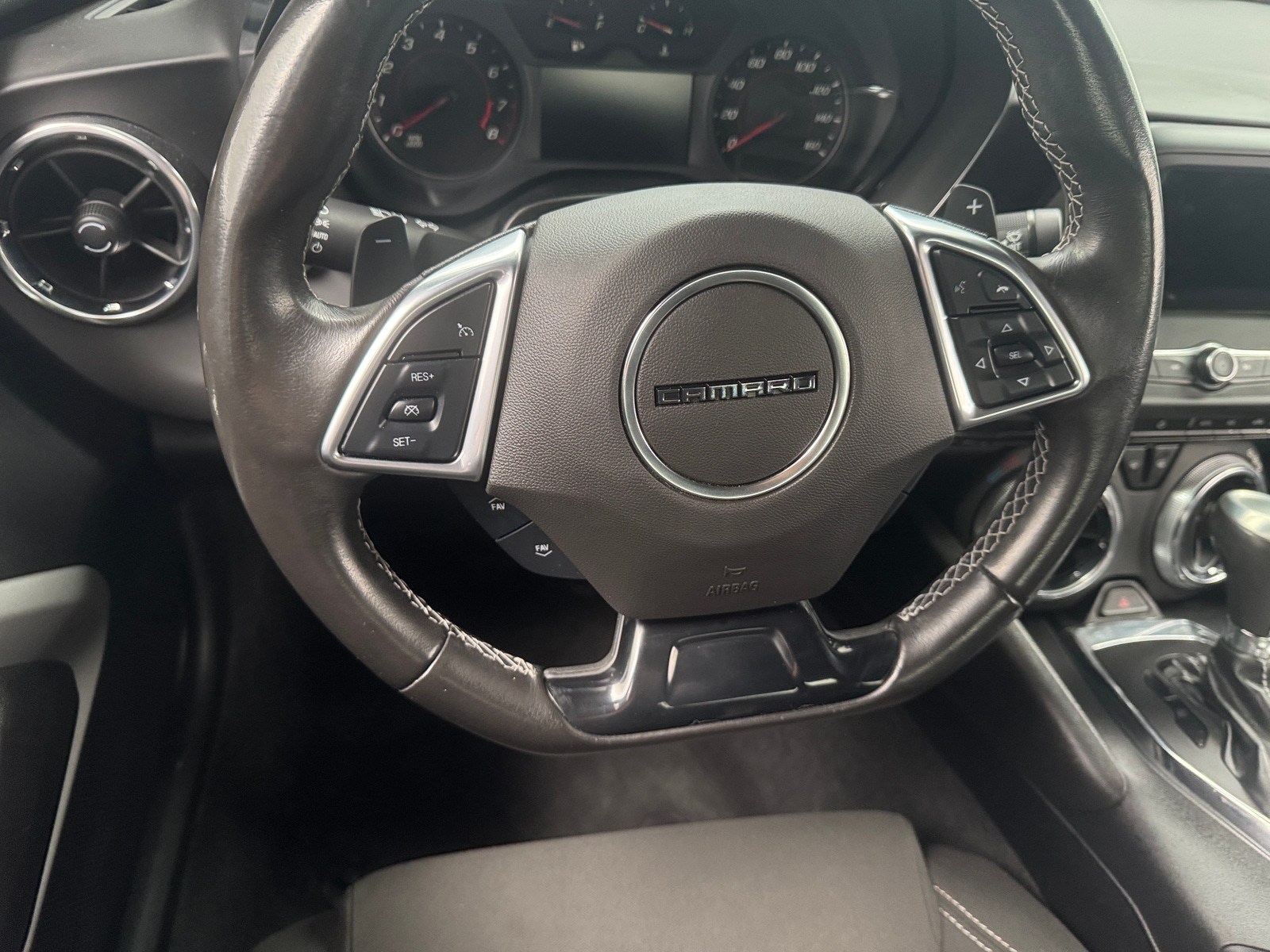 Thumbnail: 2019 Chevrolet Camaro - 4