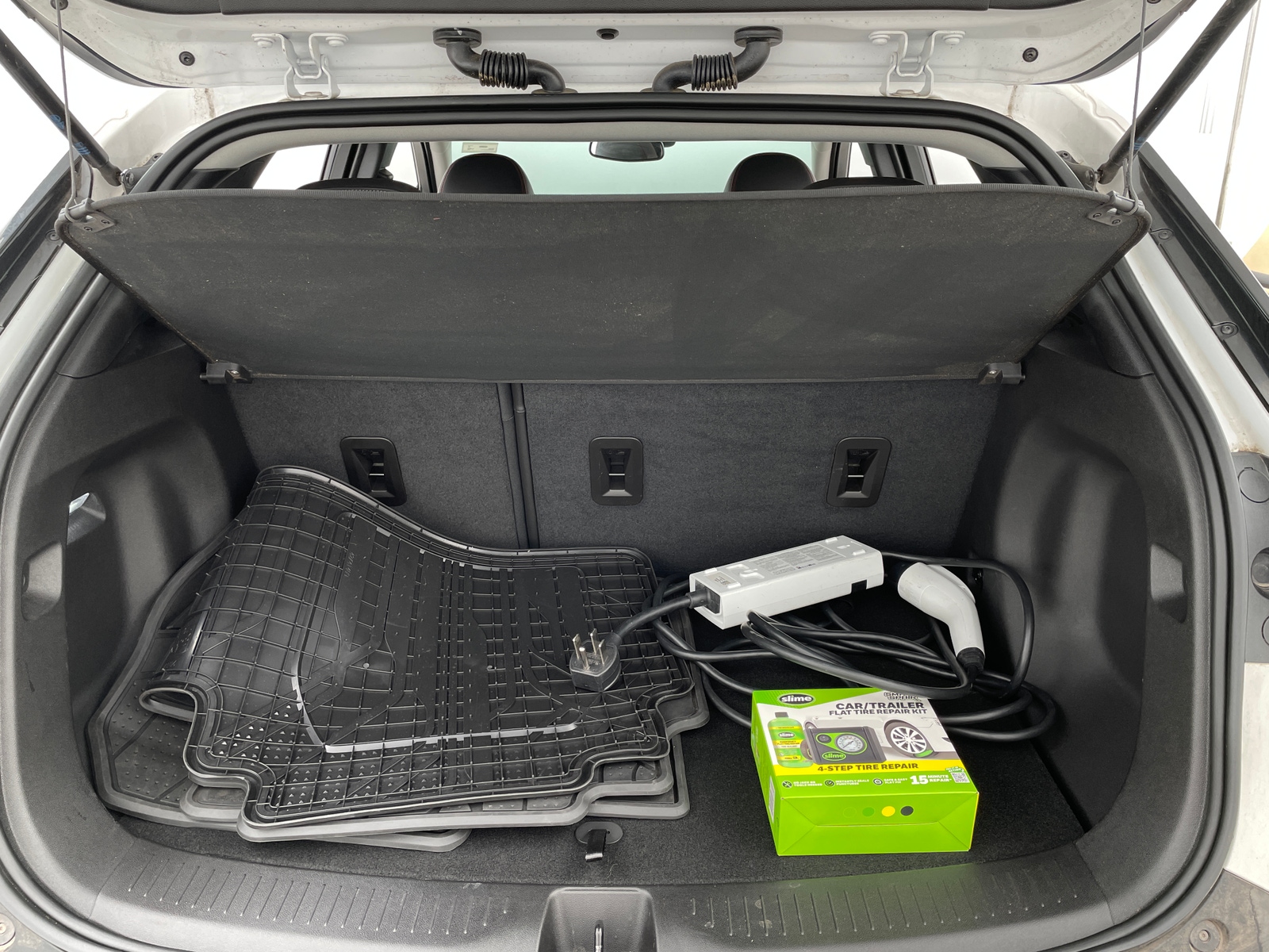 Thumbnail: 2023 Chevrolet Bolt EUV - 6