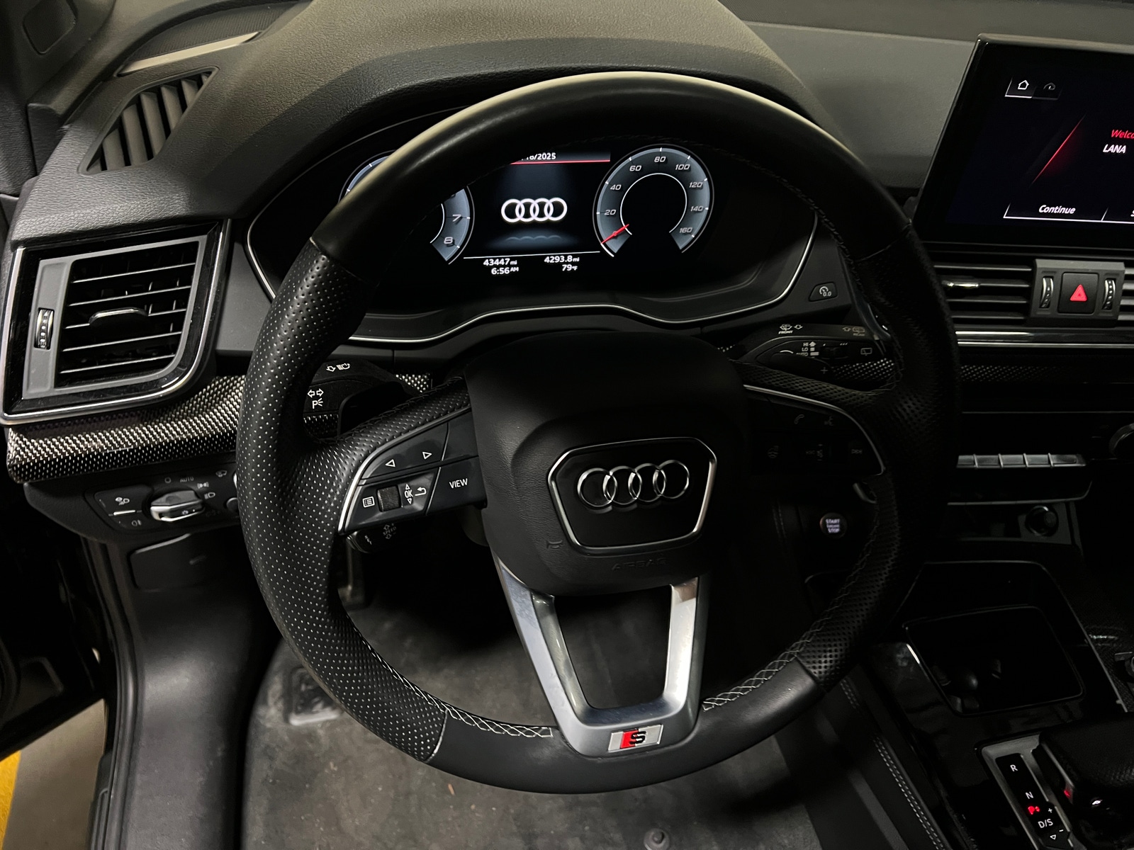 Thumbnail: 2021 Audi SQ5 - 4